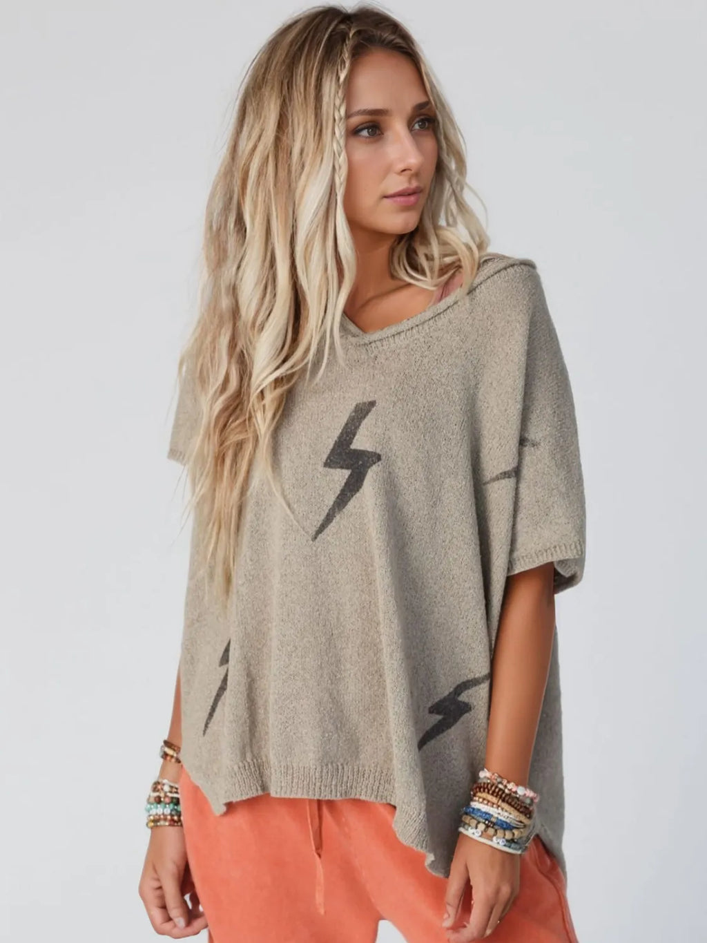 Lightning V-Neck Short Sleeve Knit Top