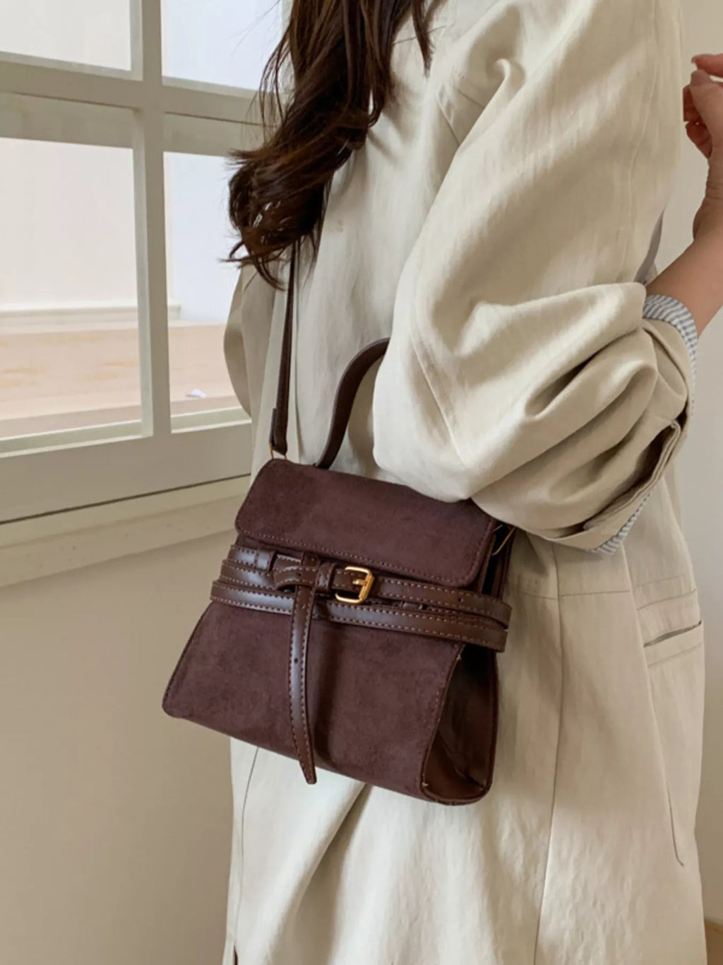 Suede Buckle Decor Crossbody Bag