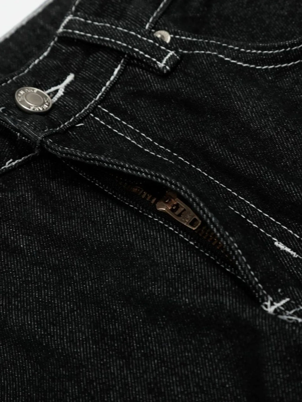 Men's Wide-Leg Contrast Stitch Jeans