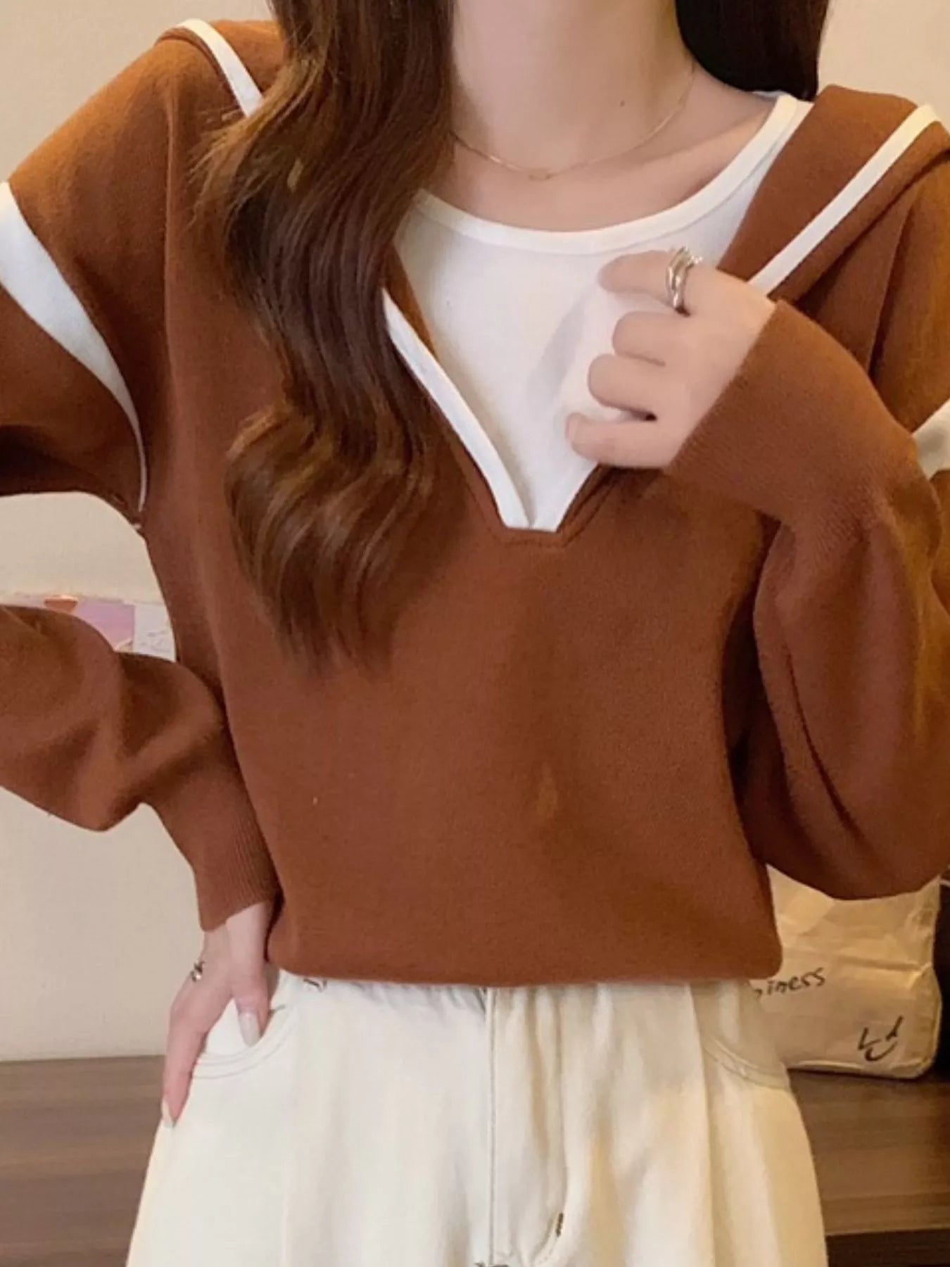 Contrast Trim Hooded Sweater