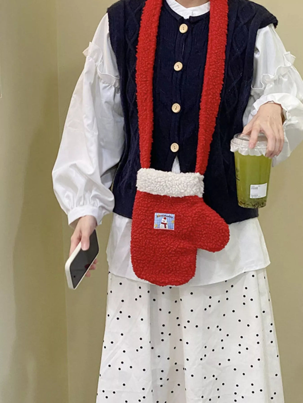 Christmas Mitten-Shaped Plush Crossbody Bag