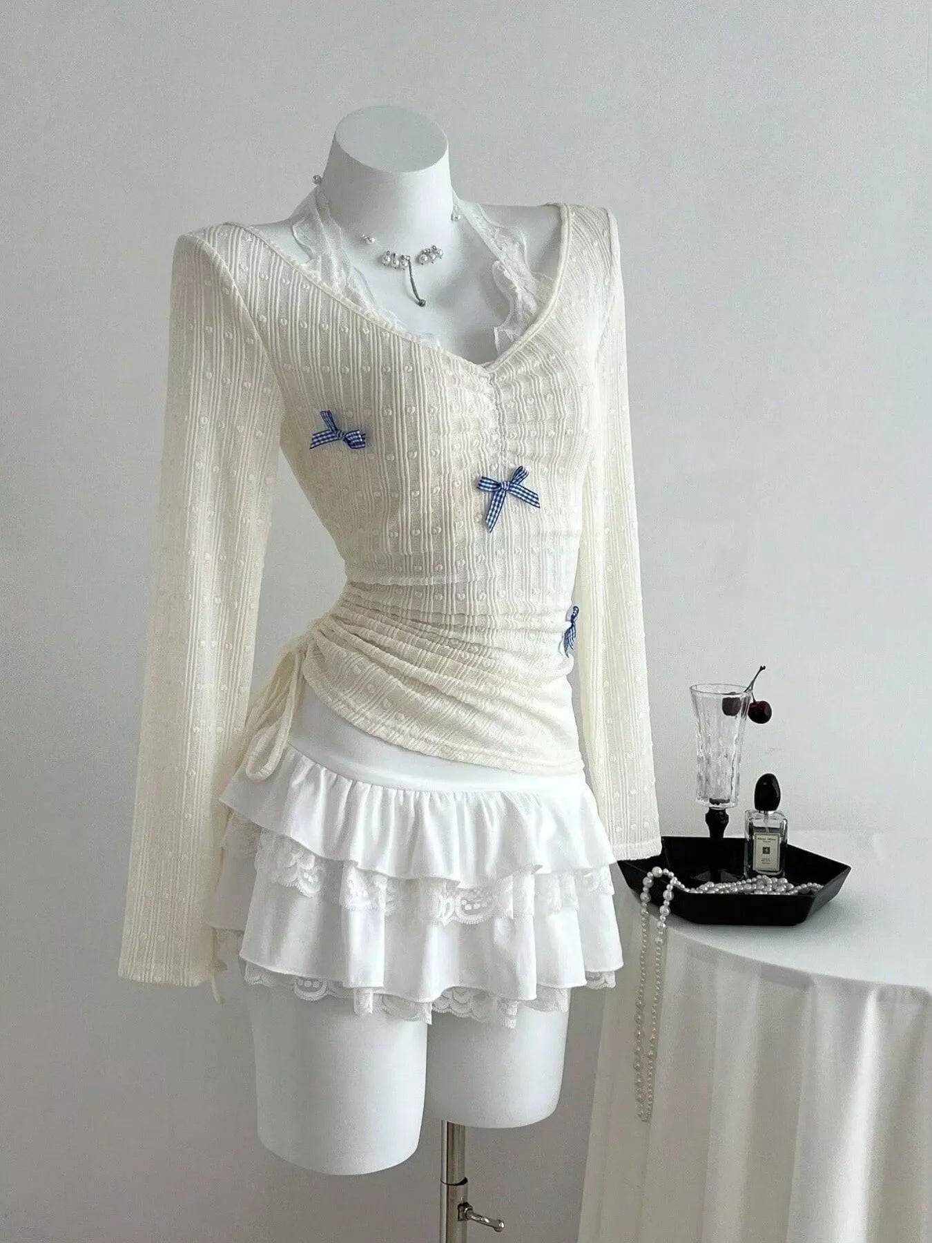 Bow Lace Detail V-Neck T-Shirt