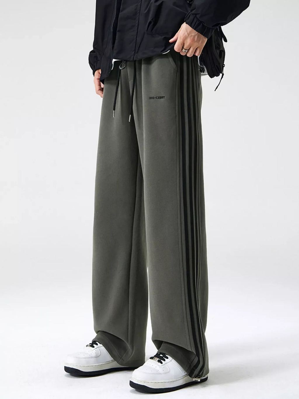 Men's Plus Size Relaxed Fit Pants with Side Stripes
