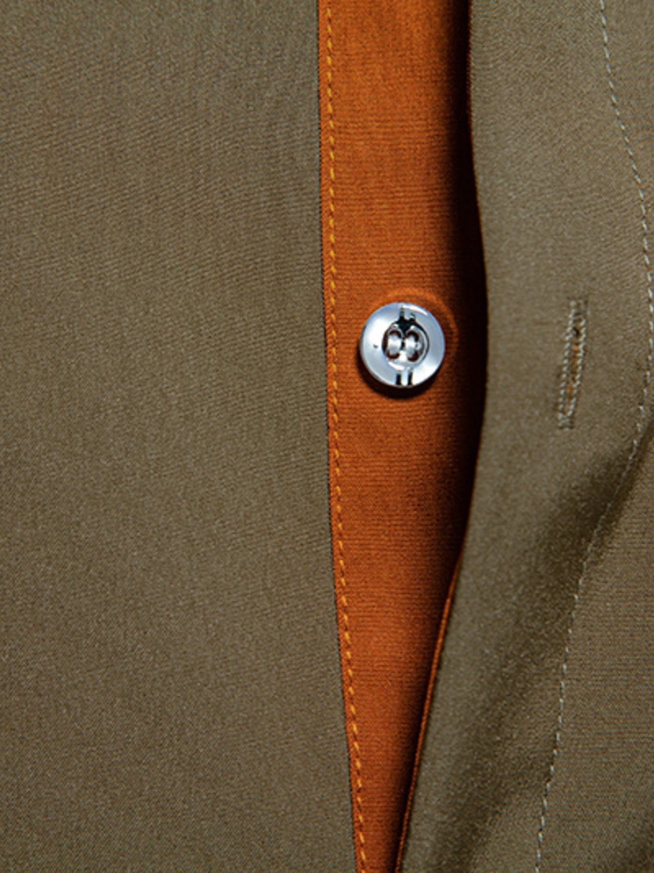 Men's Contrast Trim Button-Down Shirt
