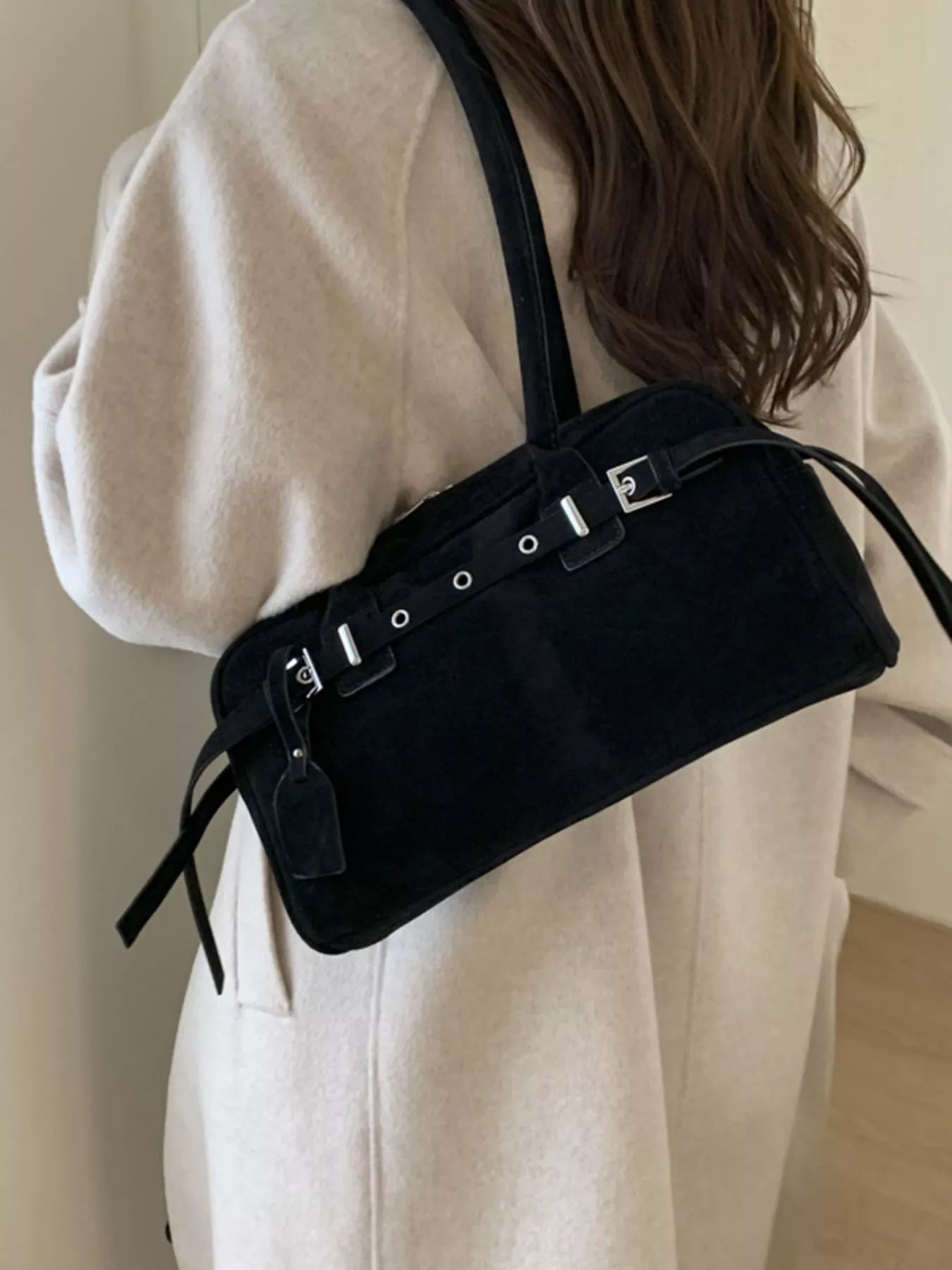 Buckle Decor Shoulder Bag