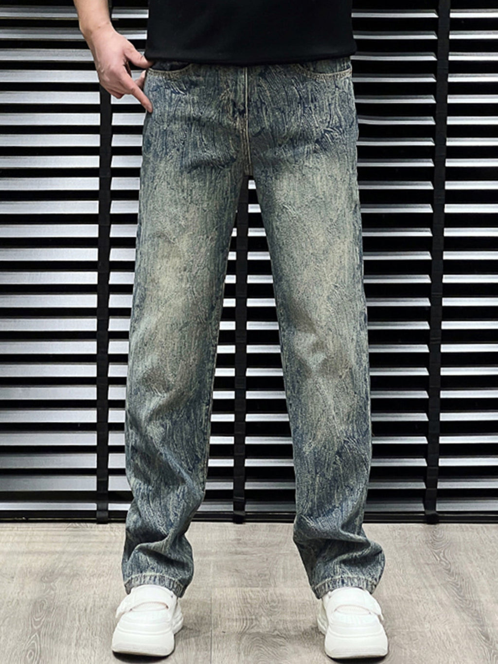 Men's Vintage Wash Relaxed Fit Jeans