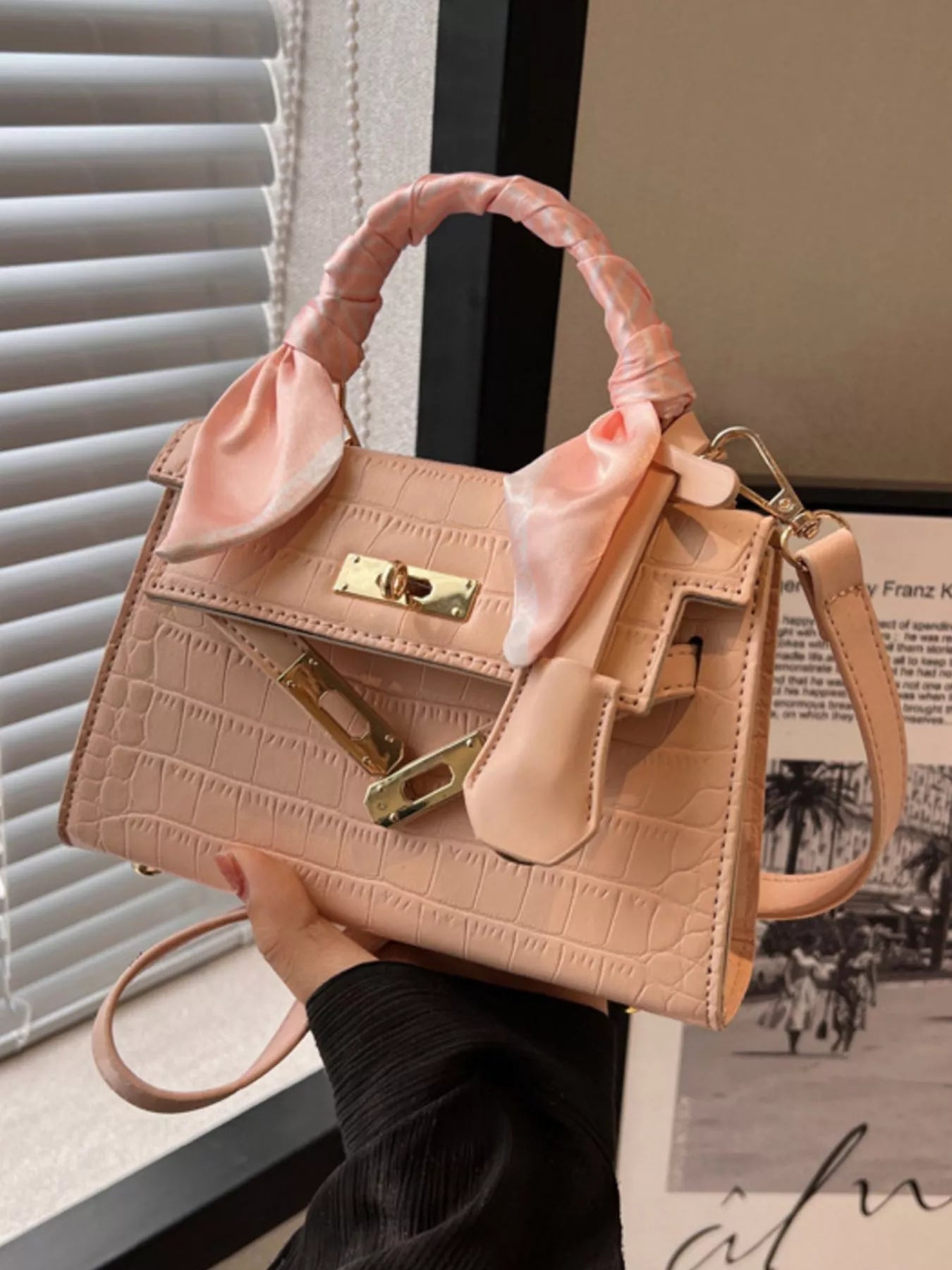 Alligator Pattern Crossbody Bag