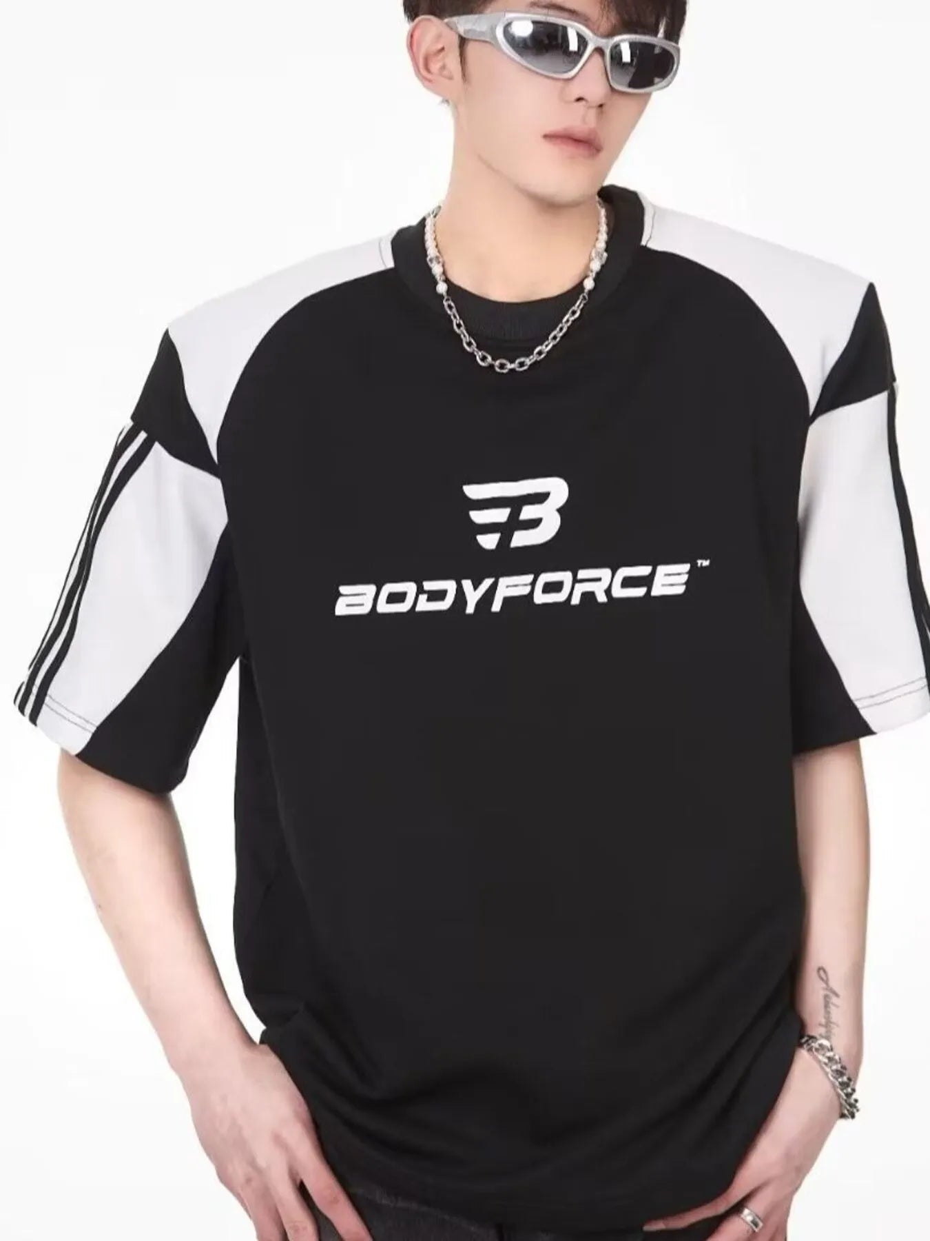 Men's Full Size Contrast Panels Round Neck T-Shirt Plus Size