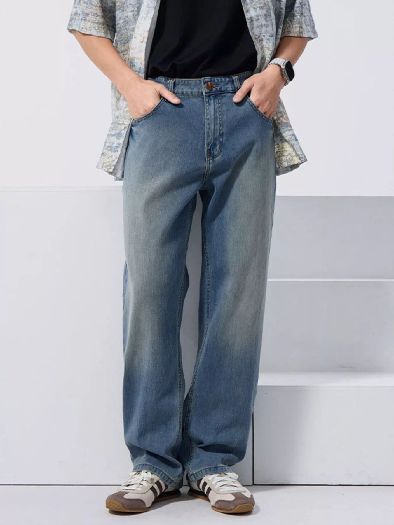 Men's Vintage Wash Loose Fit Jeans