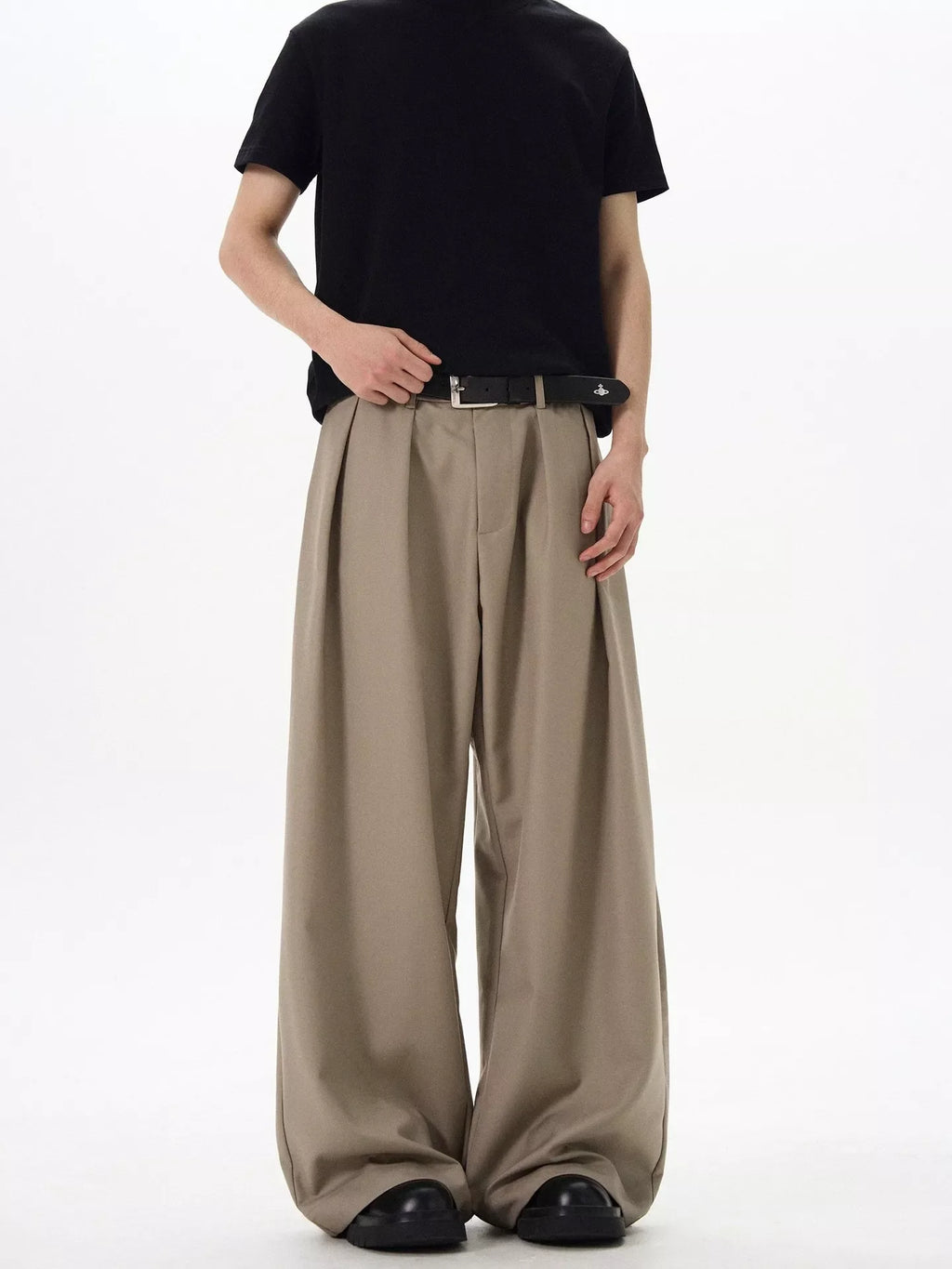 Men's Wide Leg Pleated Pants