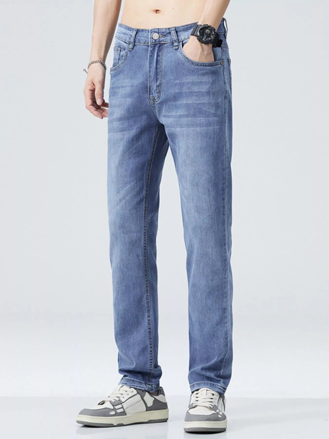 Men's Classic Straight Fit Jeans