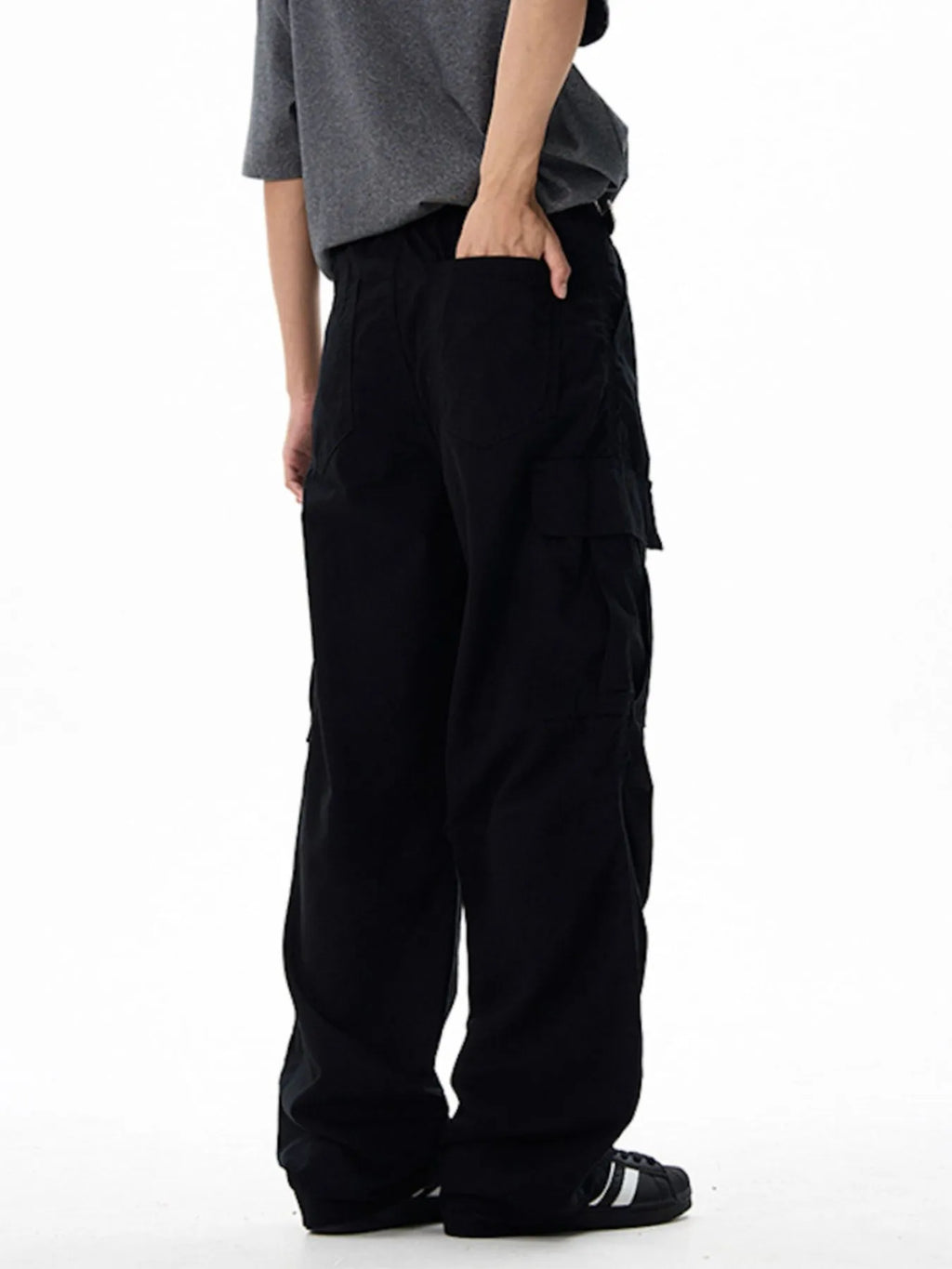 Men's Wide Leg Cargo Pants