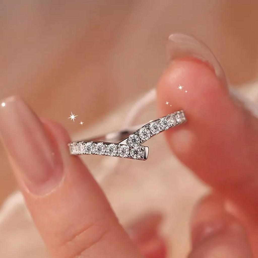 925 Sterling Silver Moissanite Geometric Ring