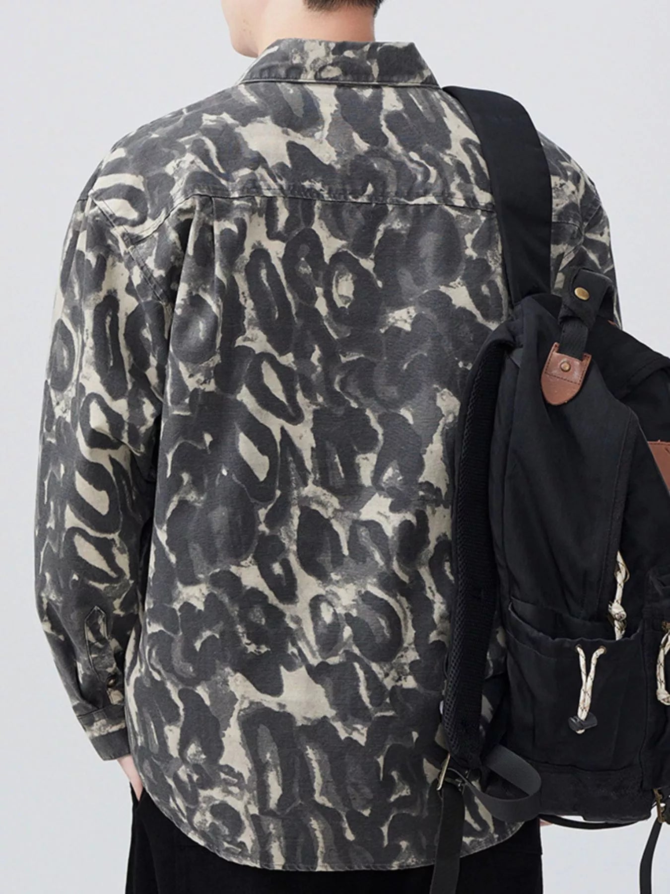 Men's Plus Size Camouflage Print Button-Up Shacket