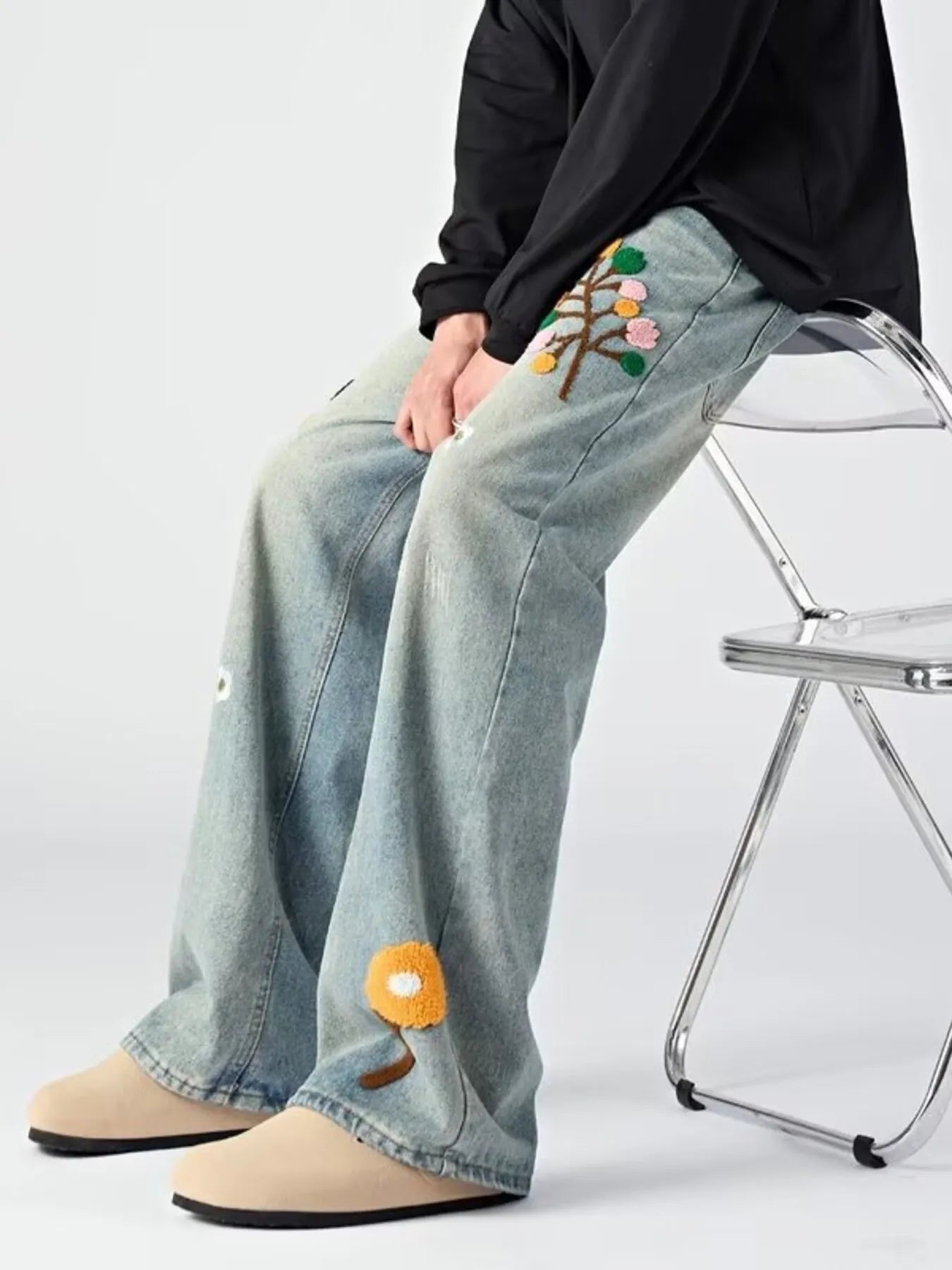 Men's Embroidered Wide Leg Jeans