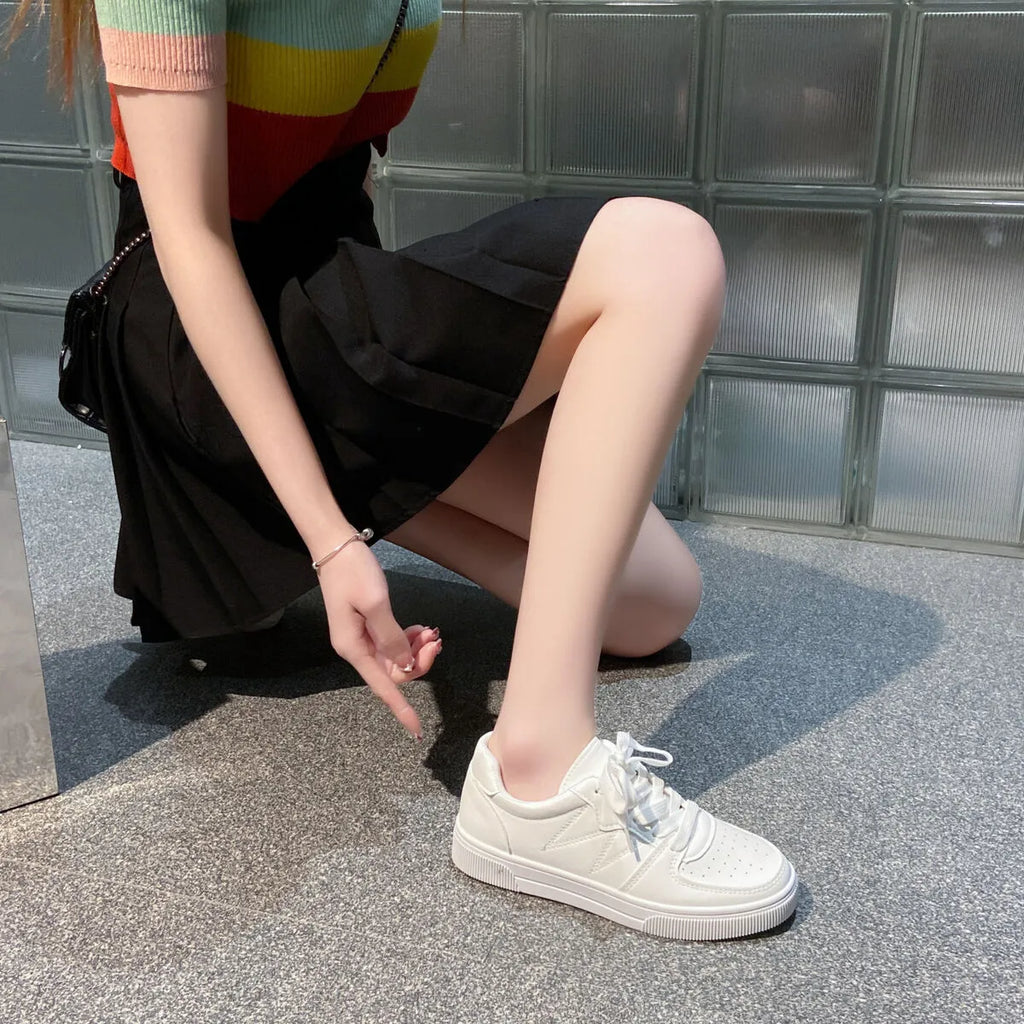 Low-Top Lace-Up Breathable Sneakers