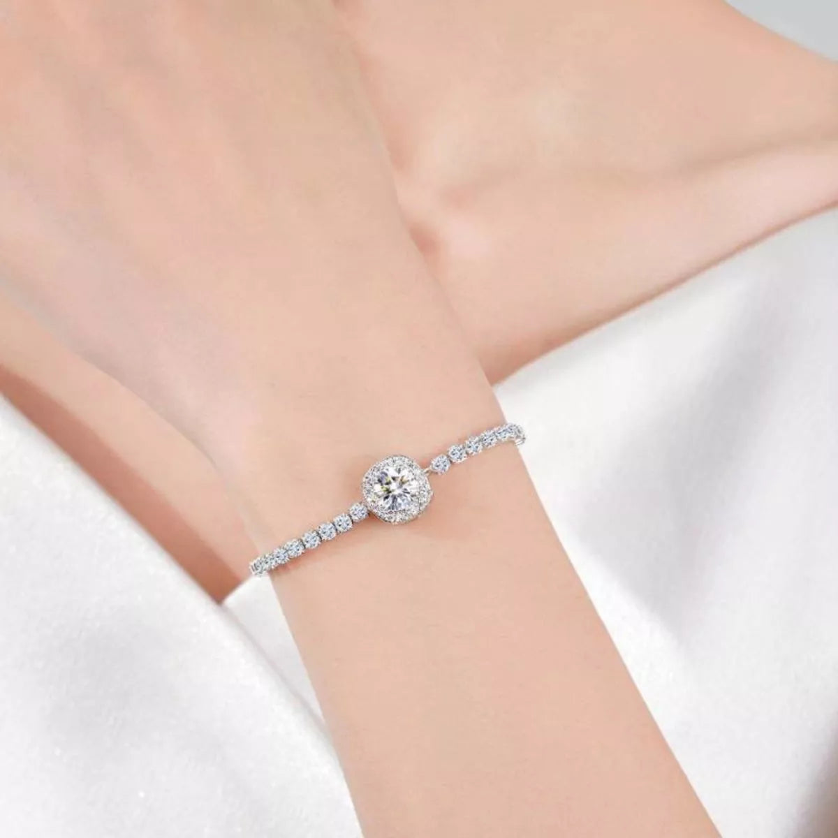 1 Carat Moissanite 925 Sterling Silver Chain Bracelet