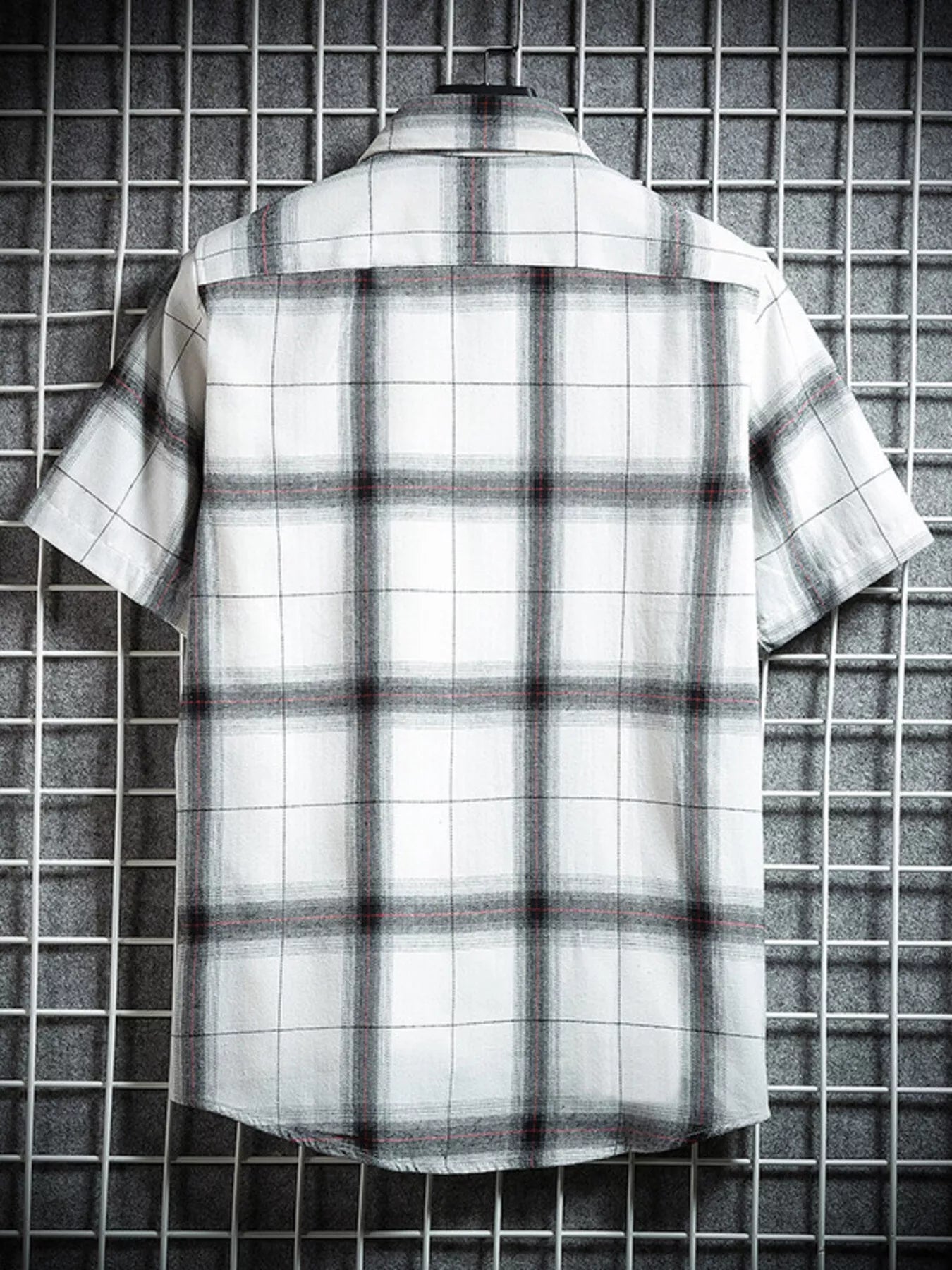 Men's Plus Size Plaid Button Up Short-Sleeve Shirt