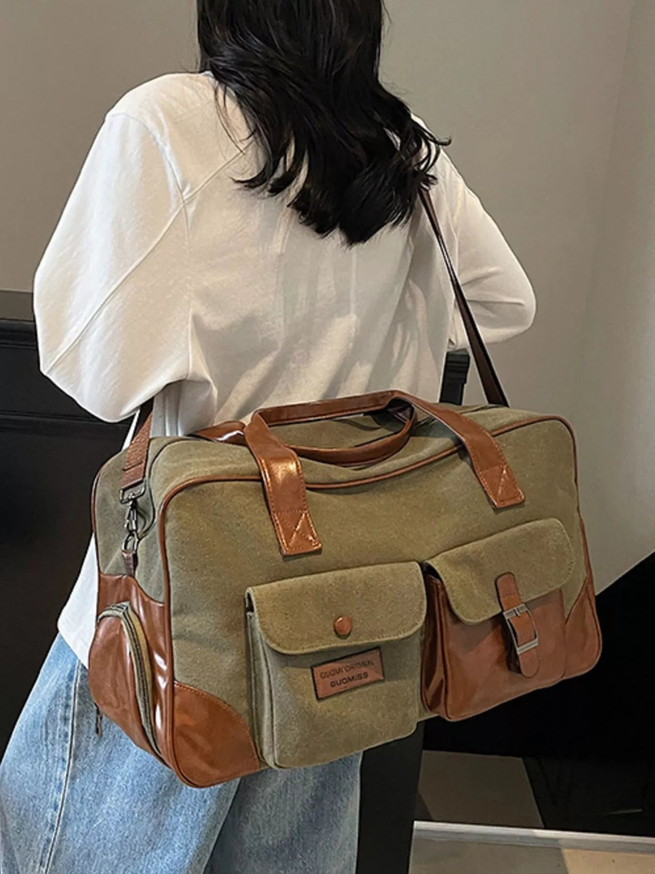 Multiple Pockets Travel Bag