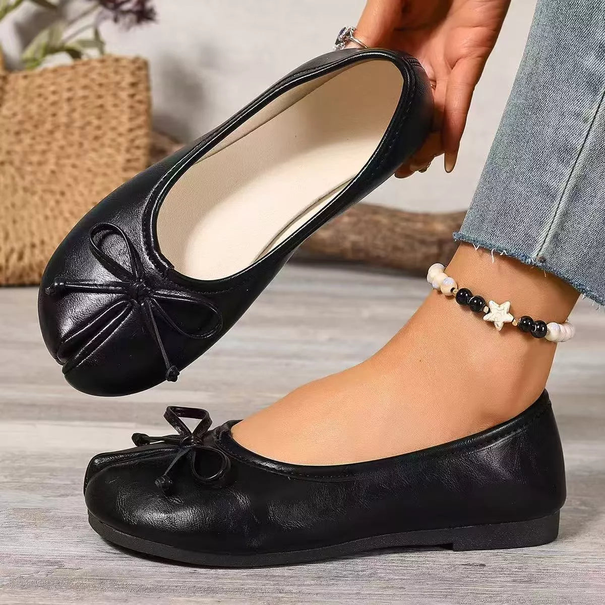 Bow Decor Split Toe Slip-Ons
