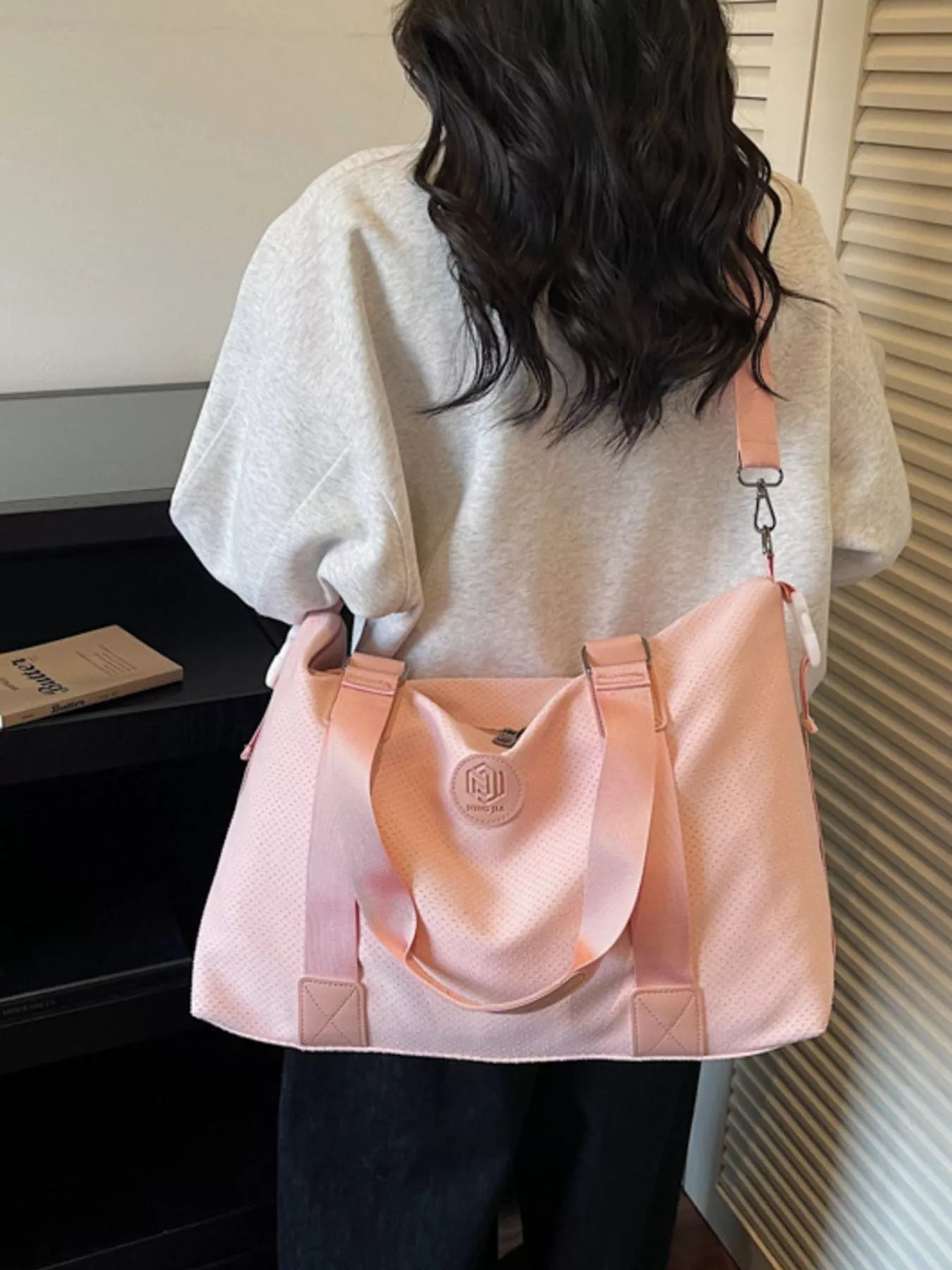 Lightweight Duffle Bag with Adjustable Strap