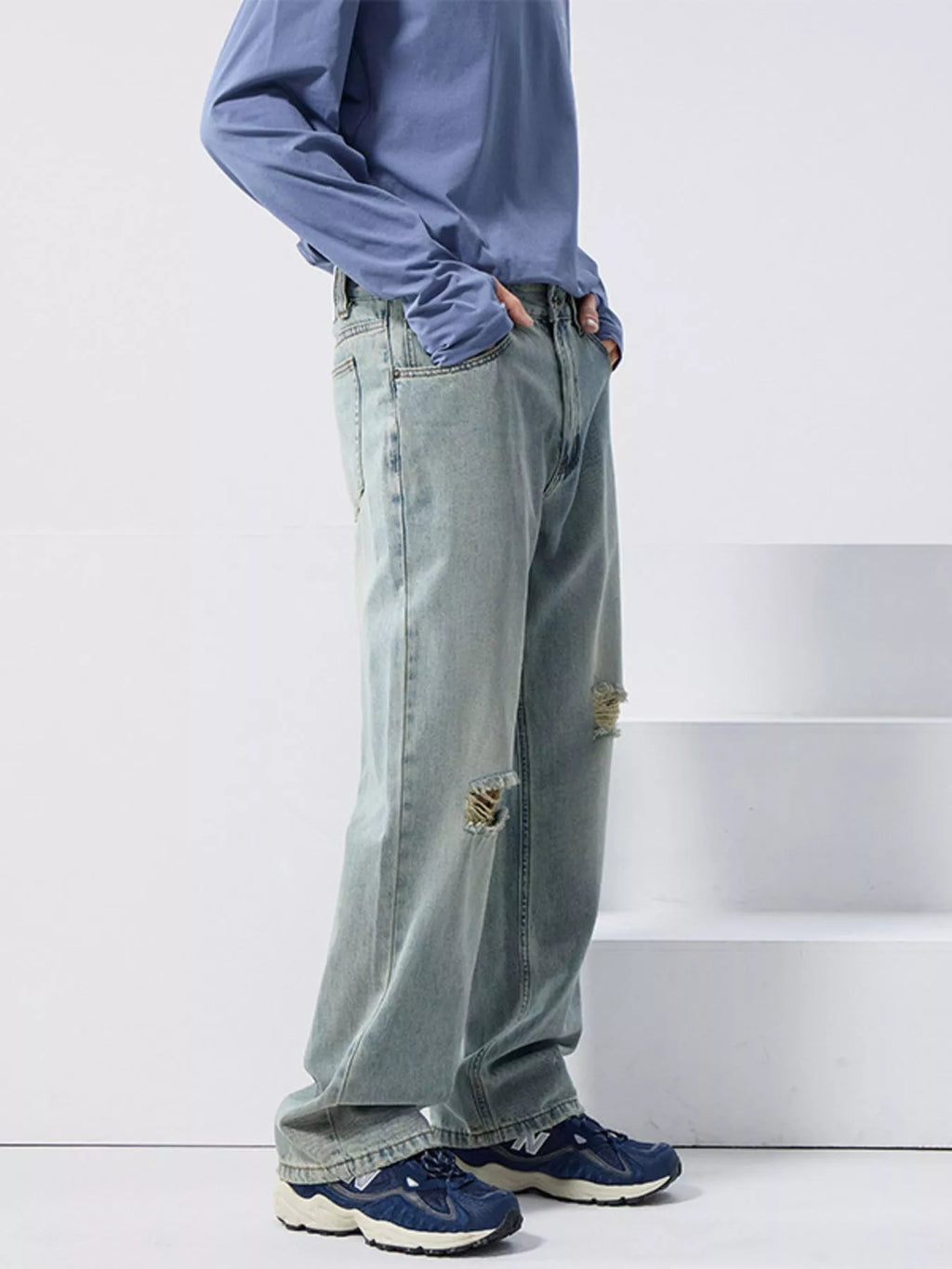 Men's Distressed Wide Leg Jeans