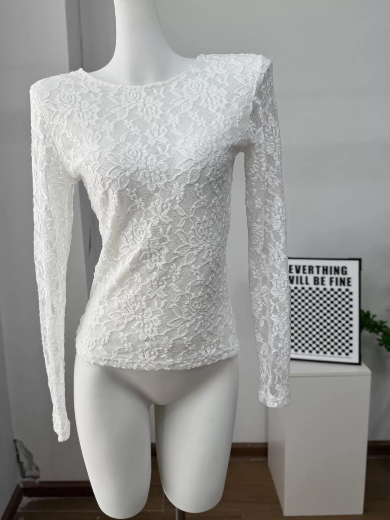 Lace Round Neck Long Sleeve Top