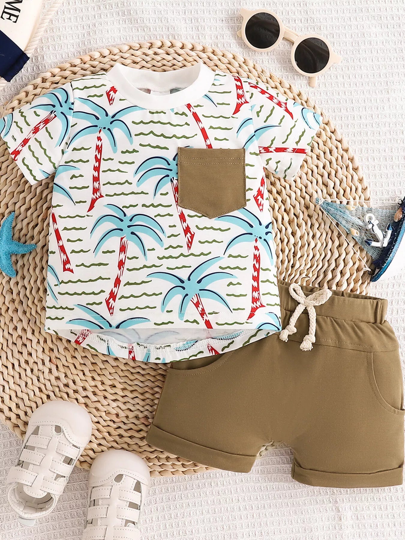 Children's Palm Tree Print T-Shirt and Shorts Set