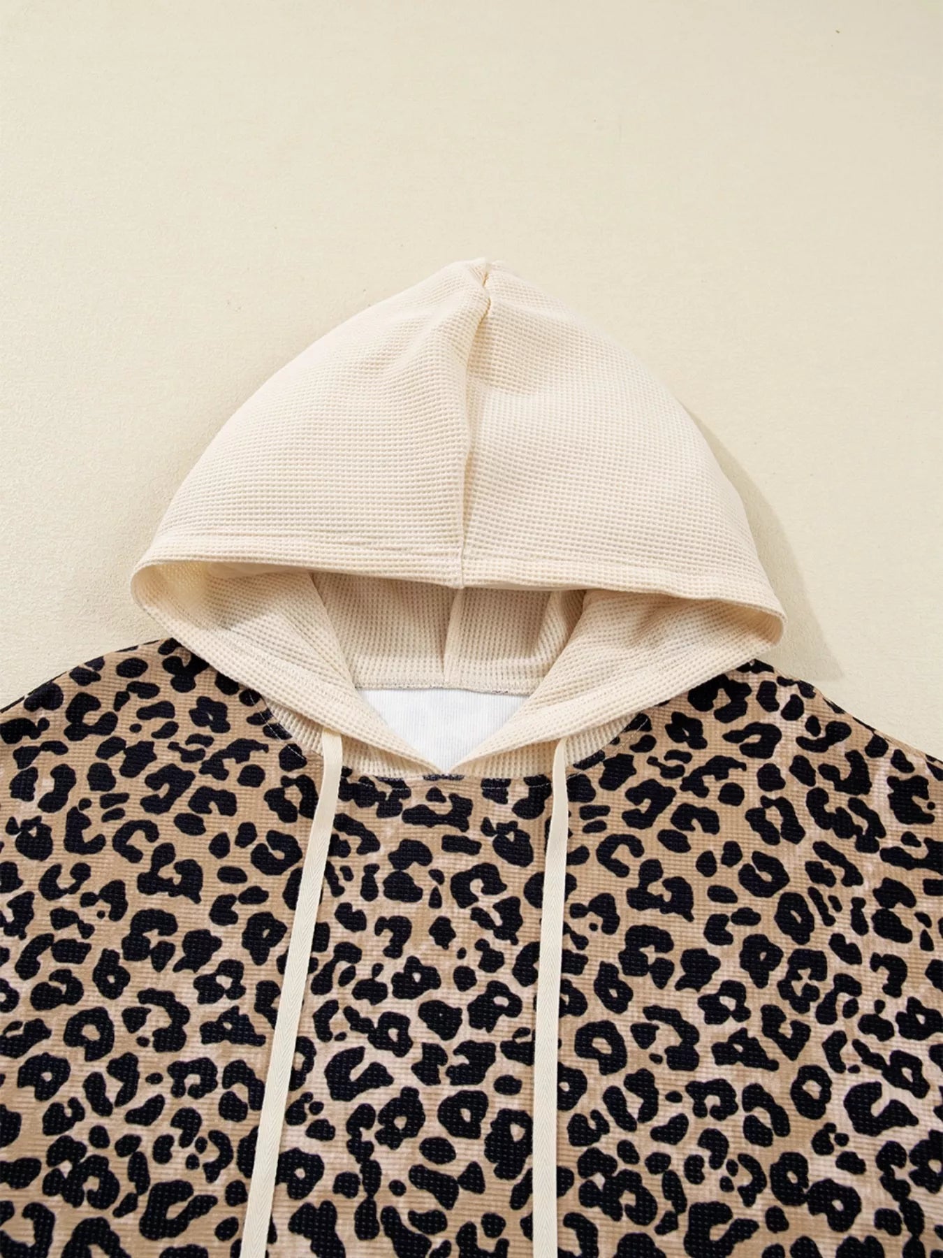 Leopard Print Long Sleeve Hoodie with Pocket