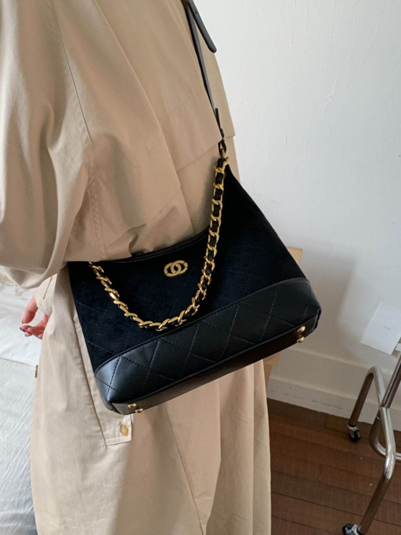 Chain Decor Crossbody Bag