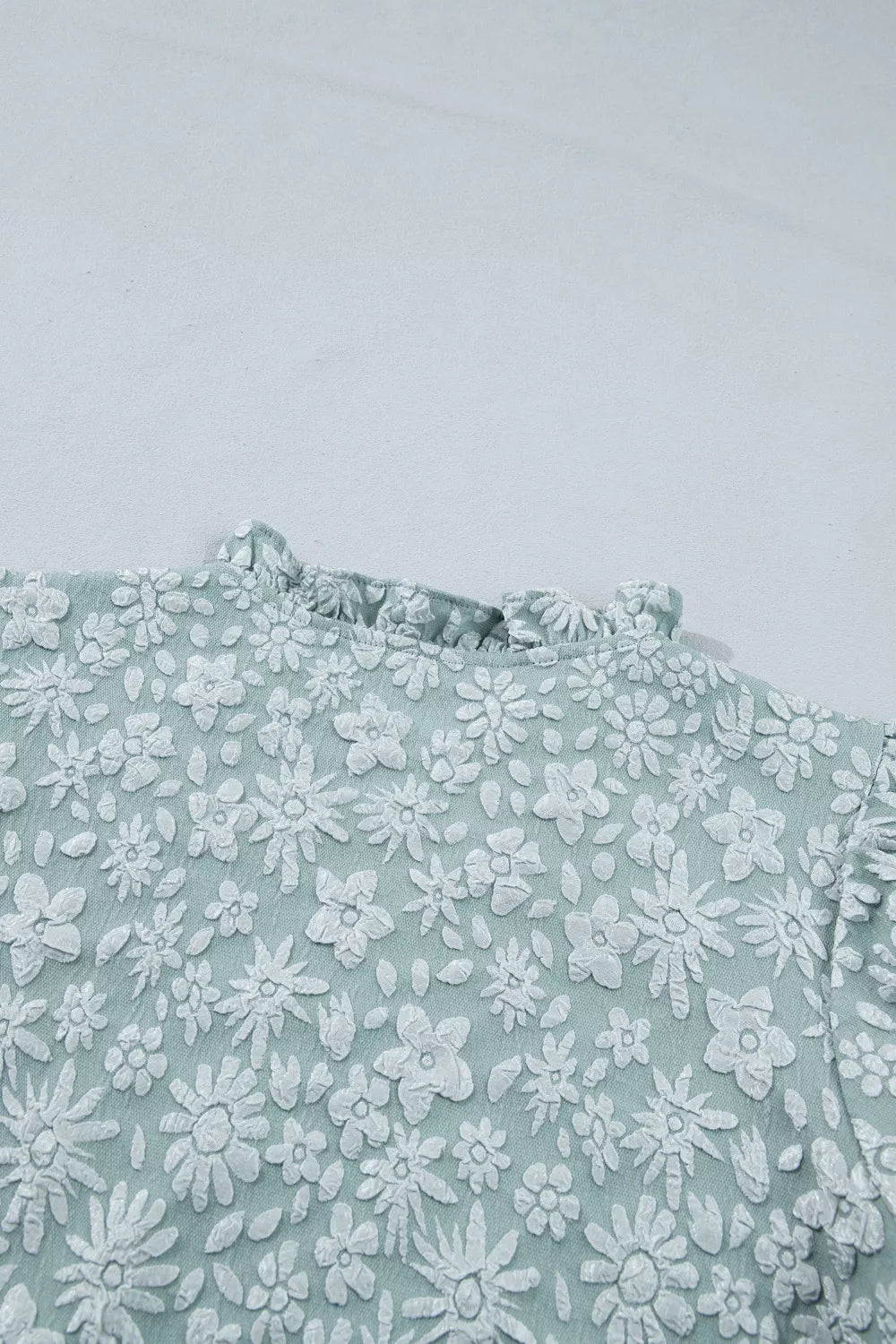 Floral Textured Jacquard Puff Sleeve Blouse