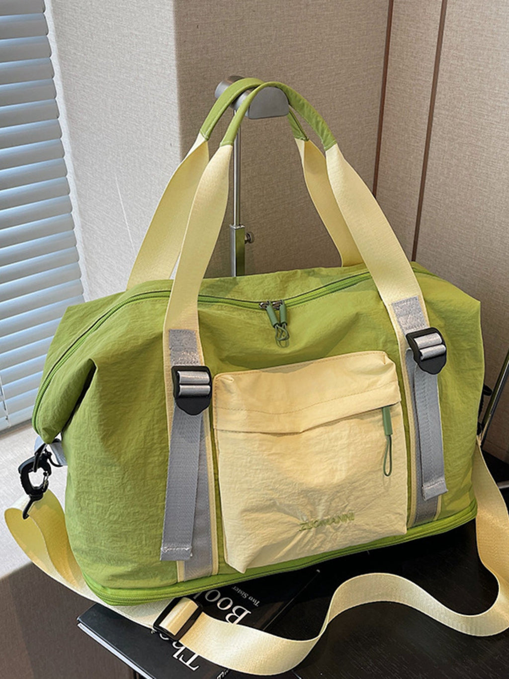 Lightweight Travel Duffel Bag with Shoulder Strap