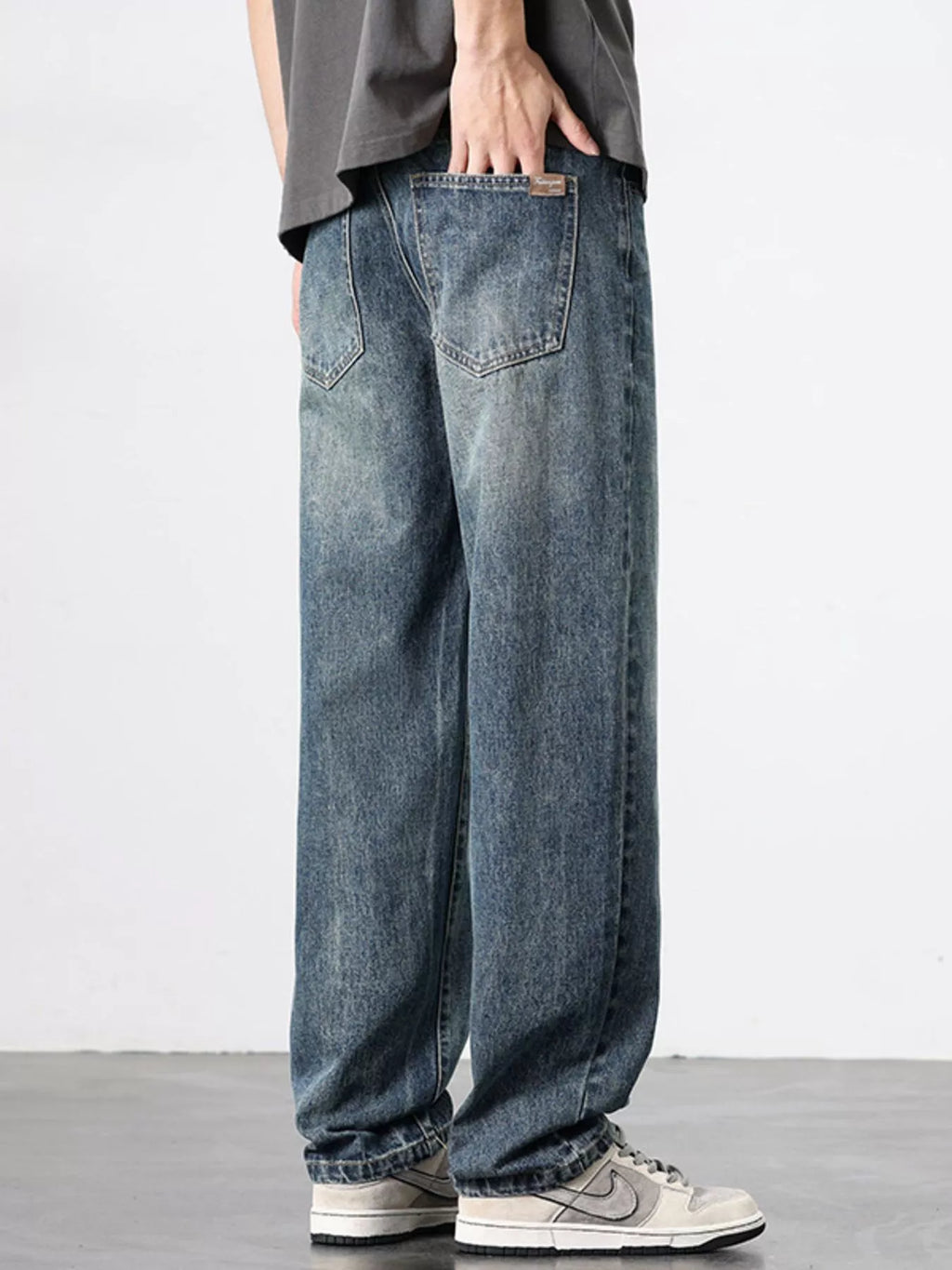 Men's Wash Relaxed Fit Jeans
