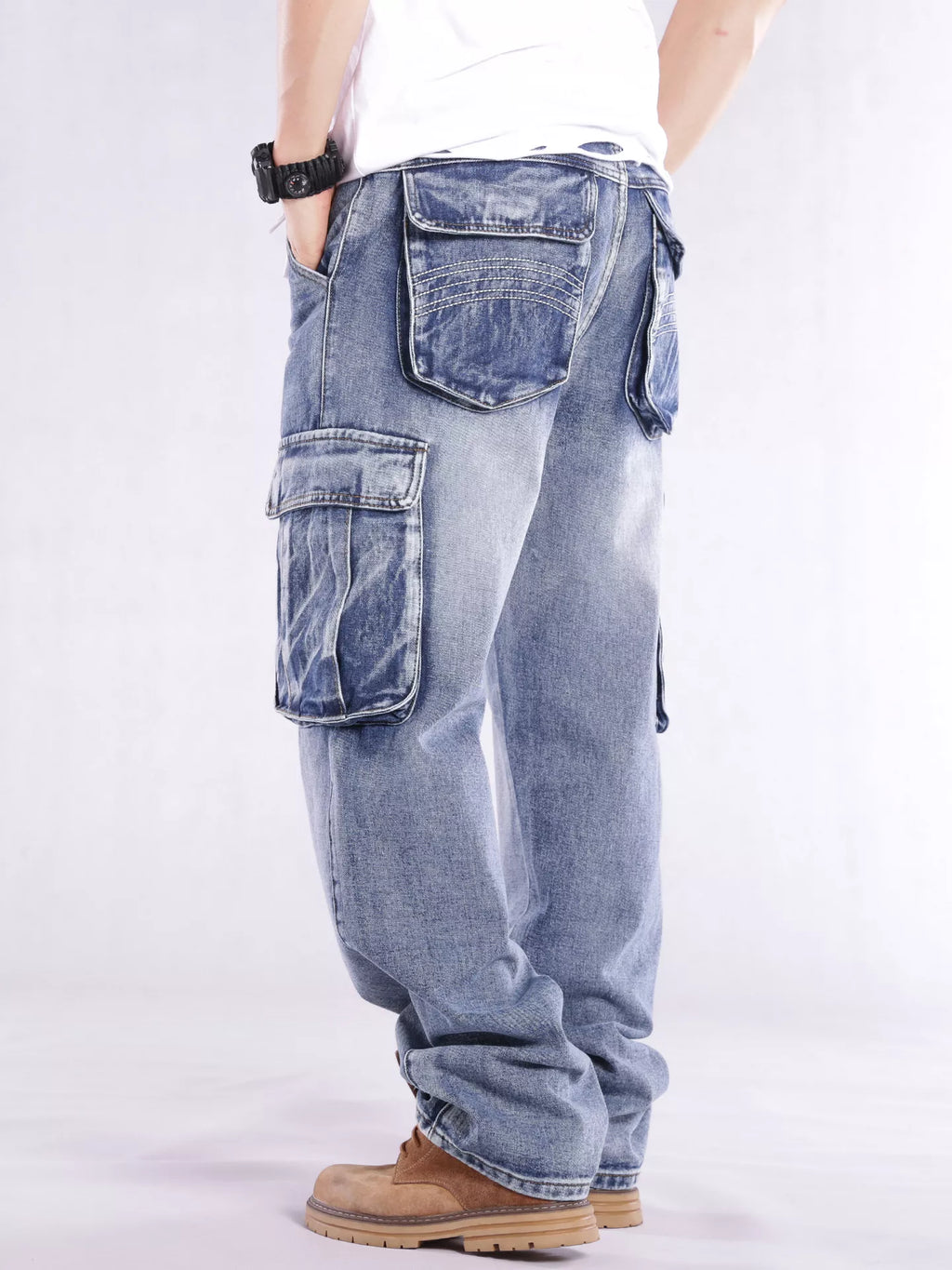Men's Loose Fit Cargo Jeans