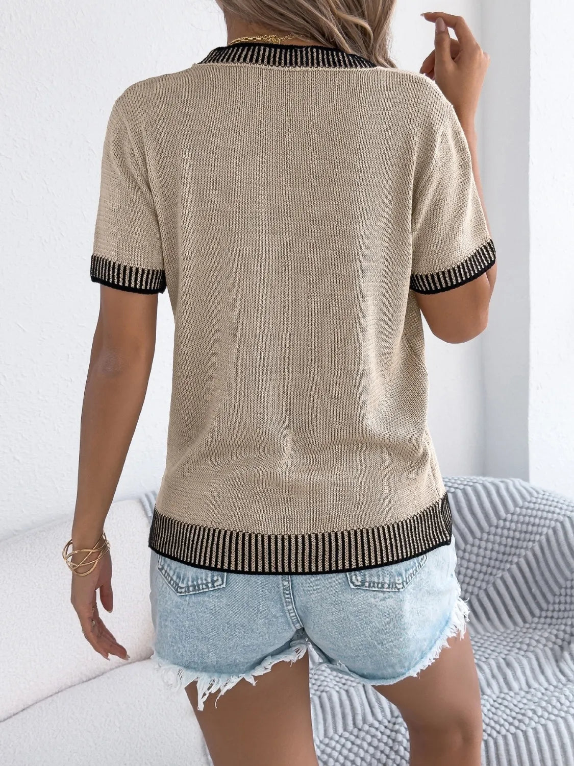 Round Neck Short Sleeve Knit Top