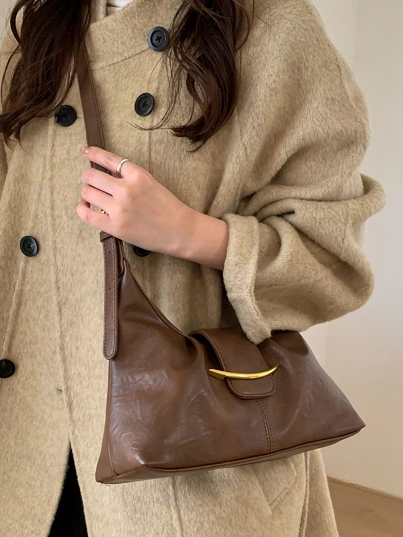Buckle Adjustable Strap Crossbody Bag