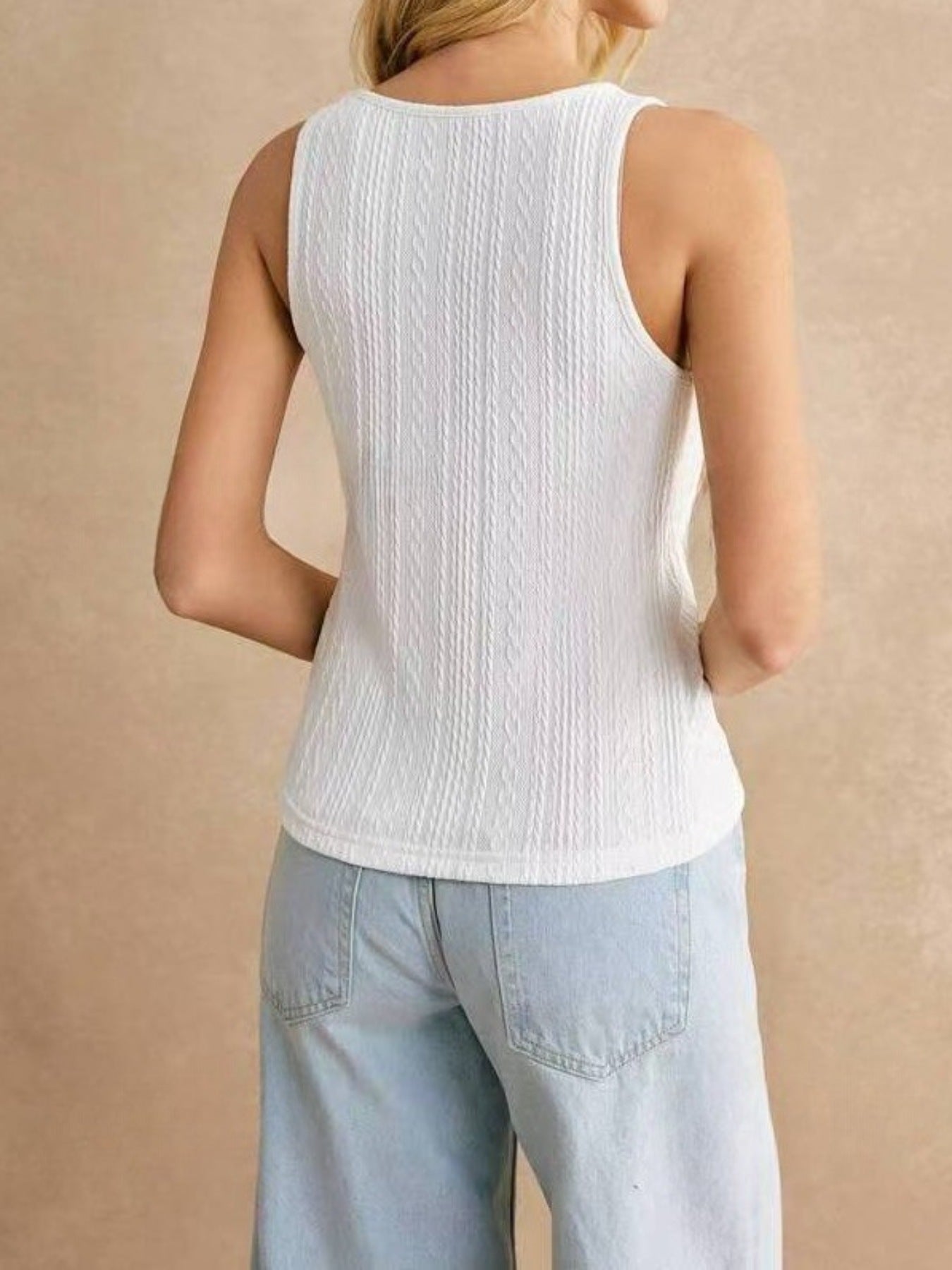 Textured Knit Scoop Neck Tank