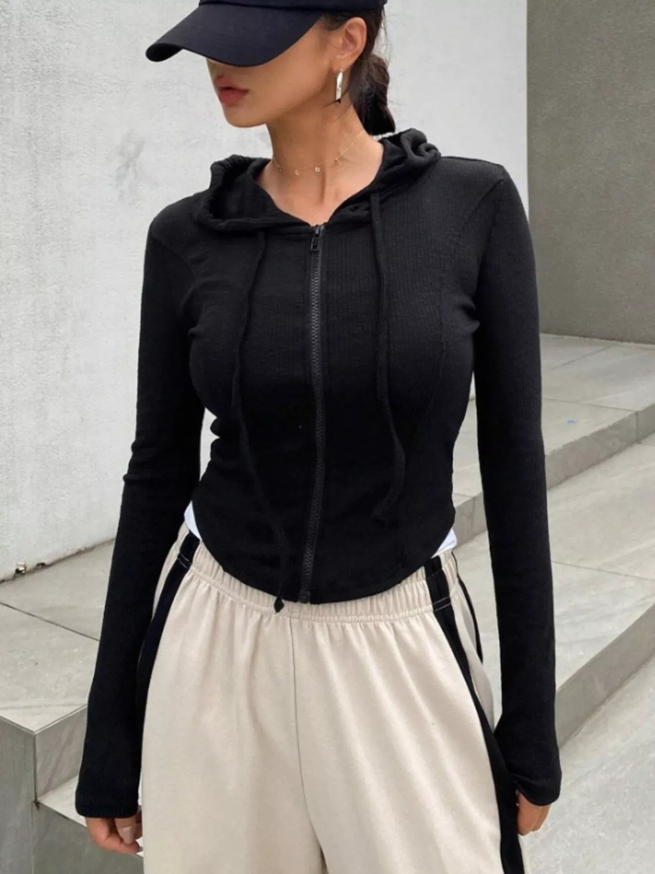 Ribbed Knit Cropped Zip-Up Outerwear