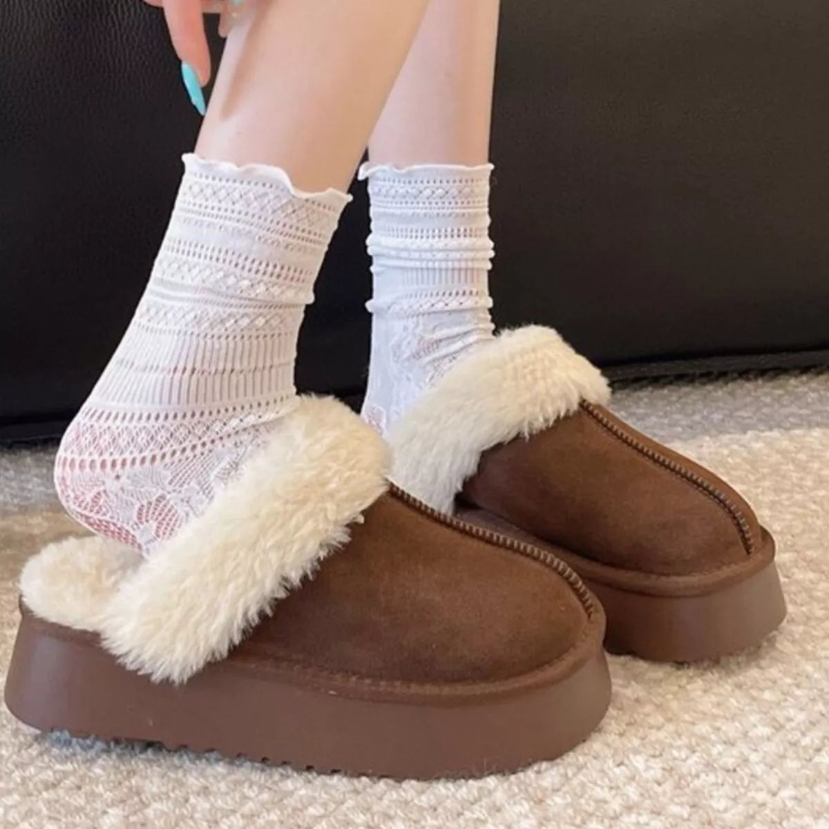 Round Toe Platform Slippers