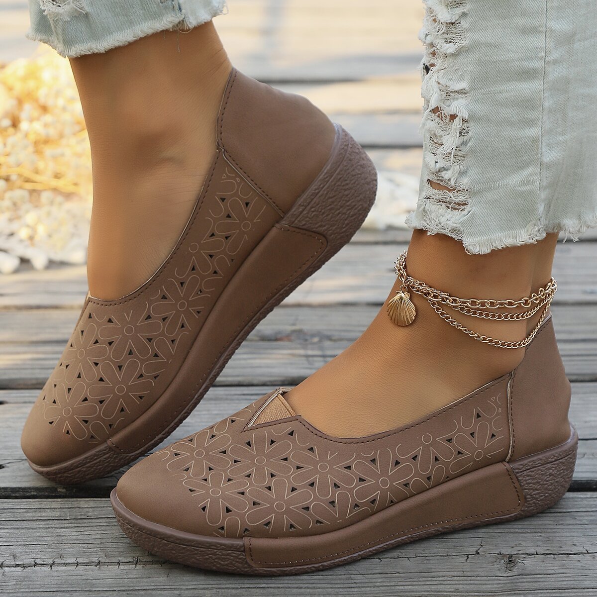 Hollow-Out Casual Loafers