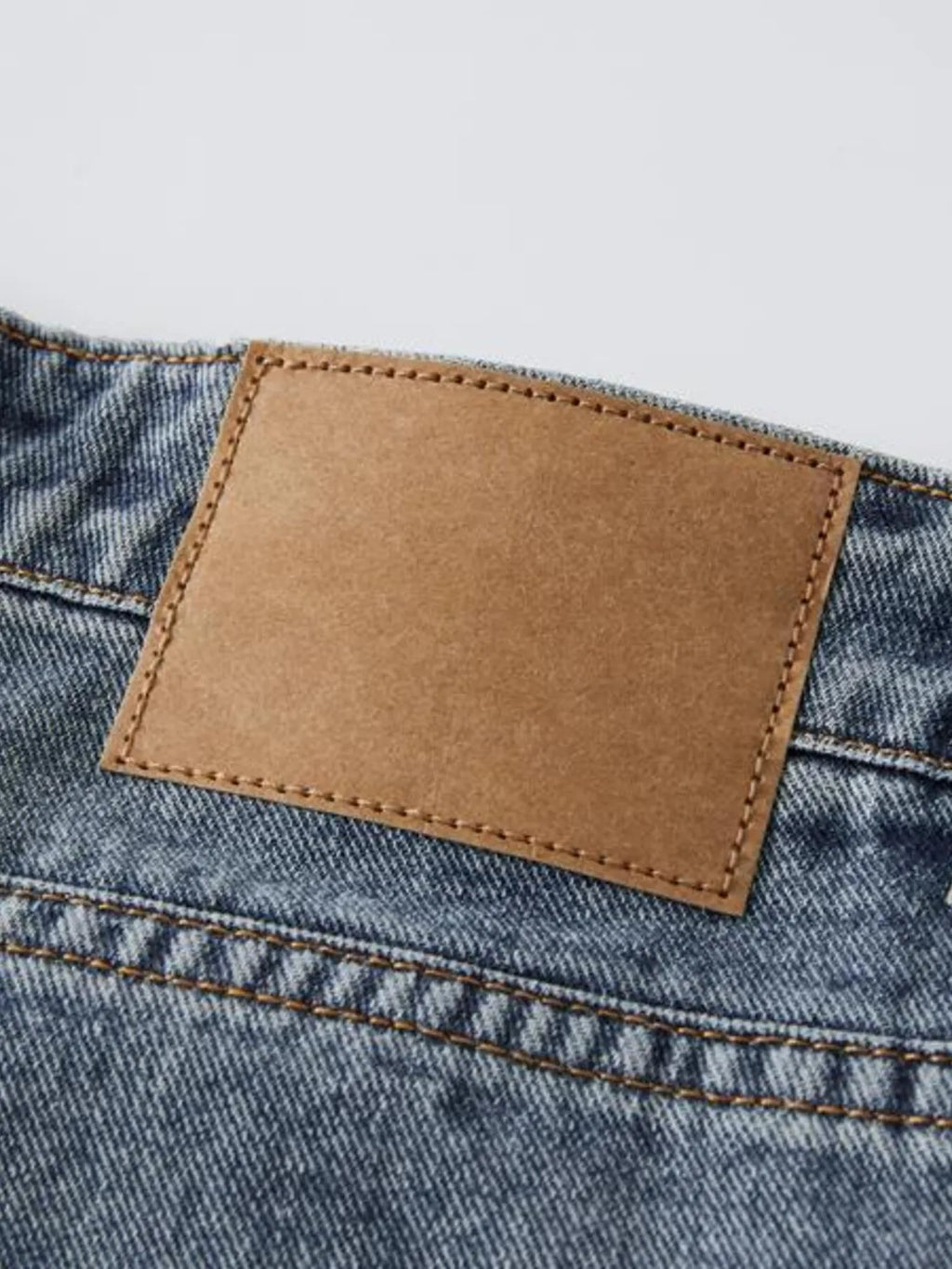 Men's Wash Wide Leg High-Rise Jeans