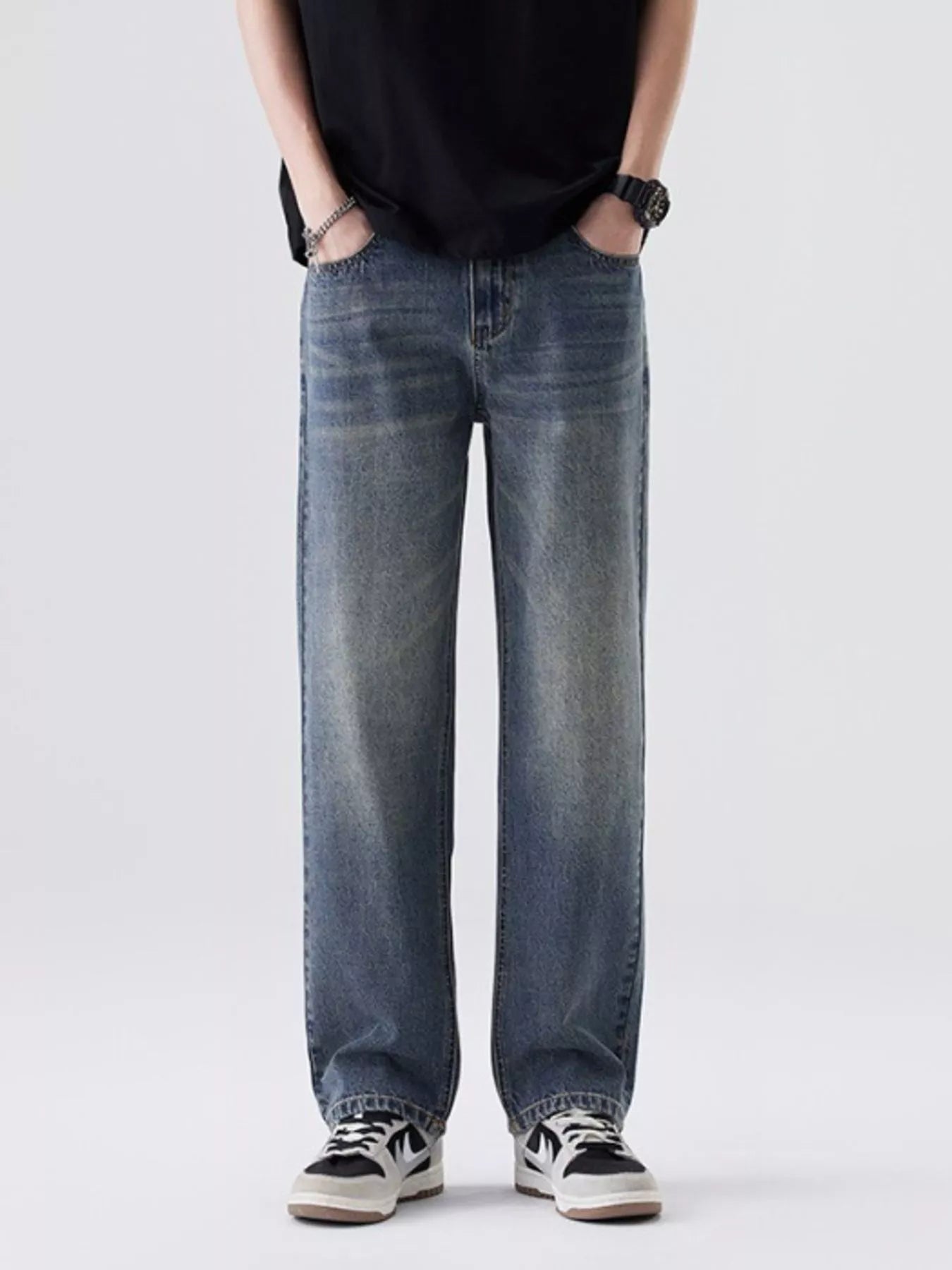 Men's Relaxed Fit Vintage Wash Jeans