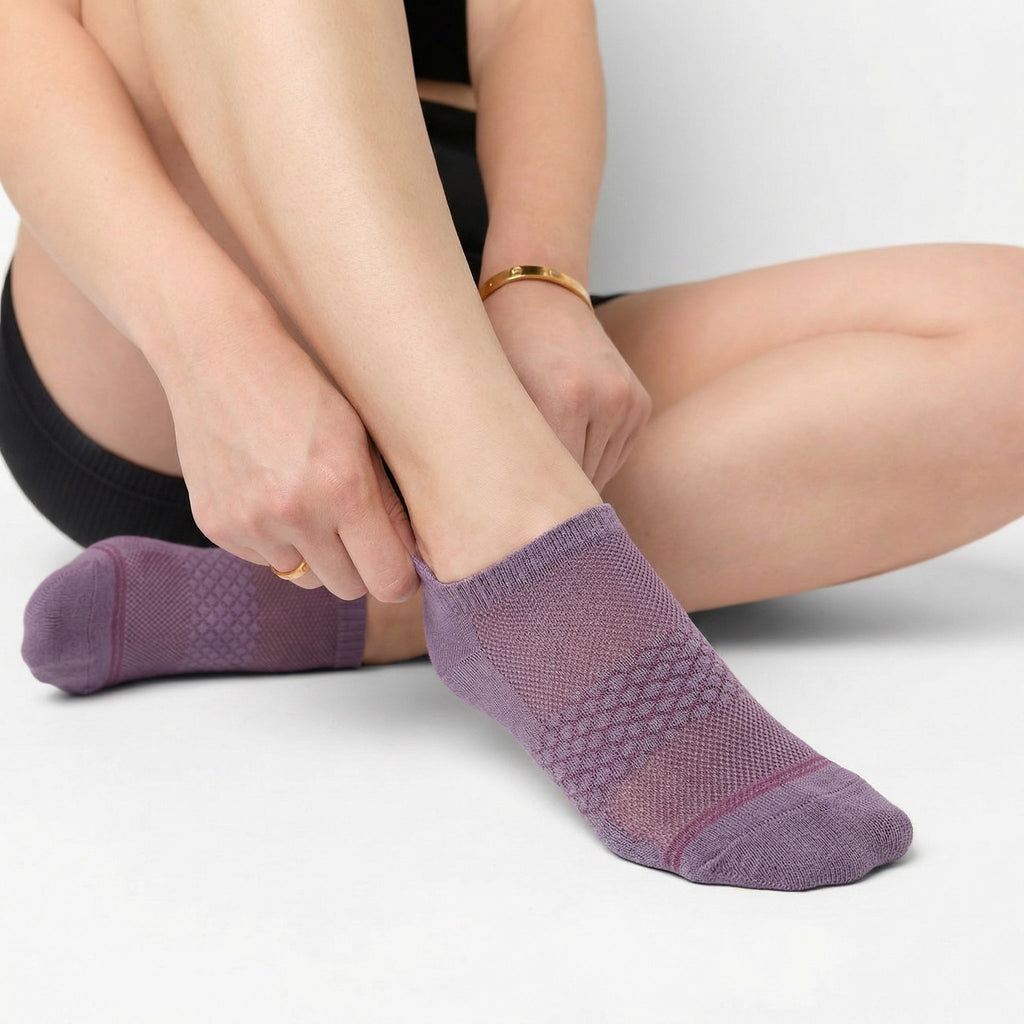 Orchid Purple Ankle Socks