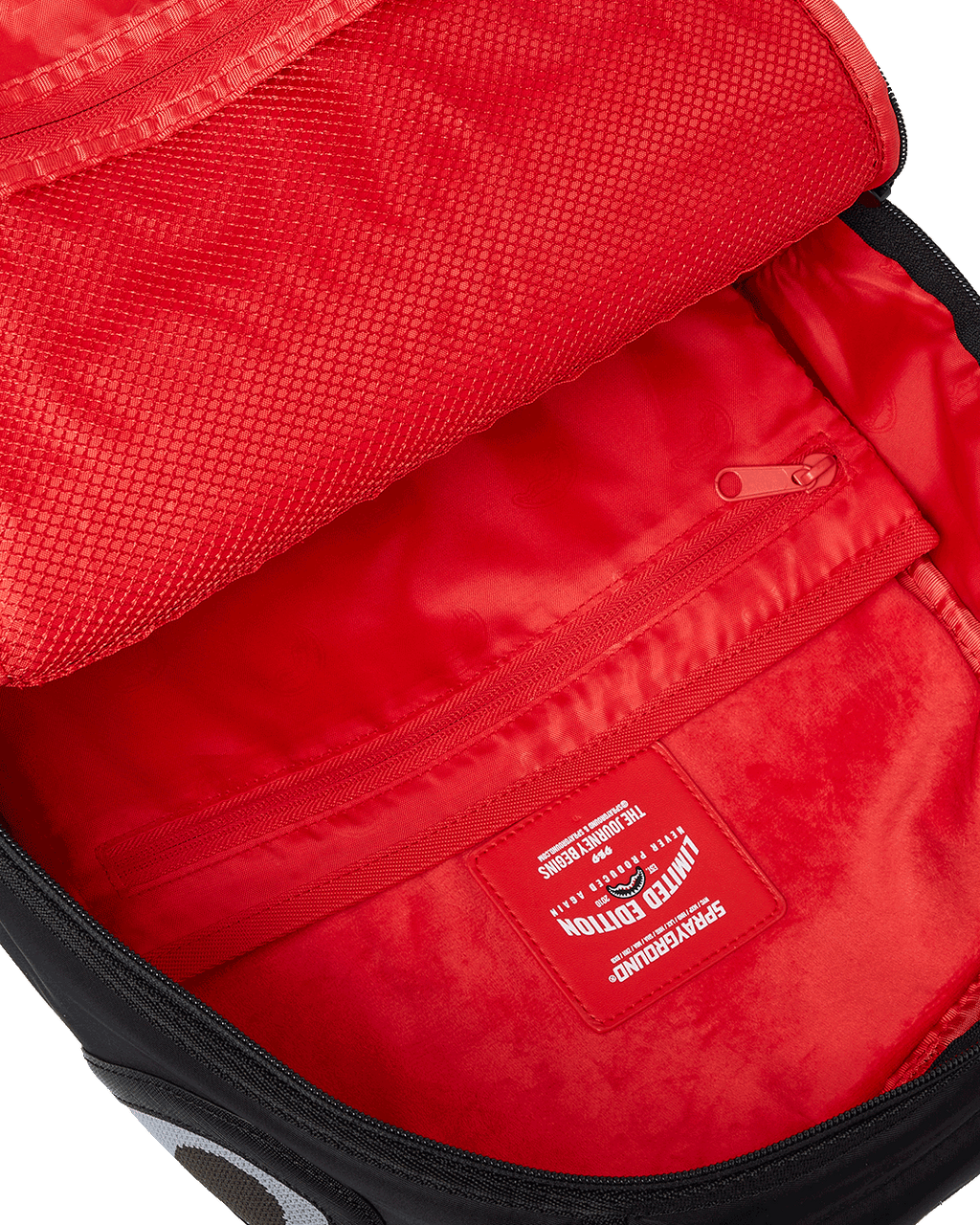 Shark Central Parachute DLX Satin Backpack B7736