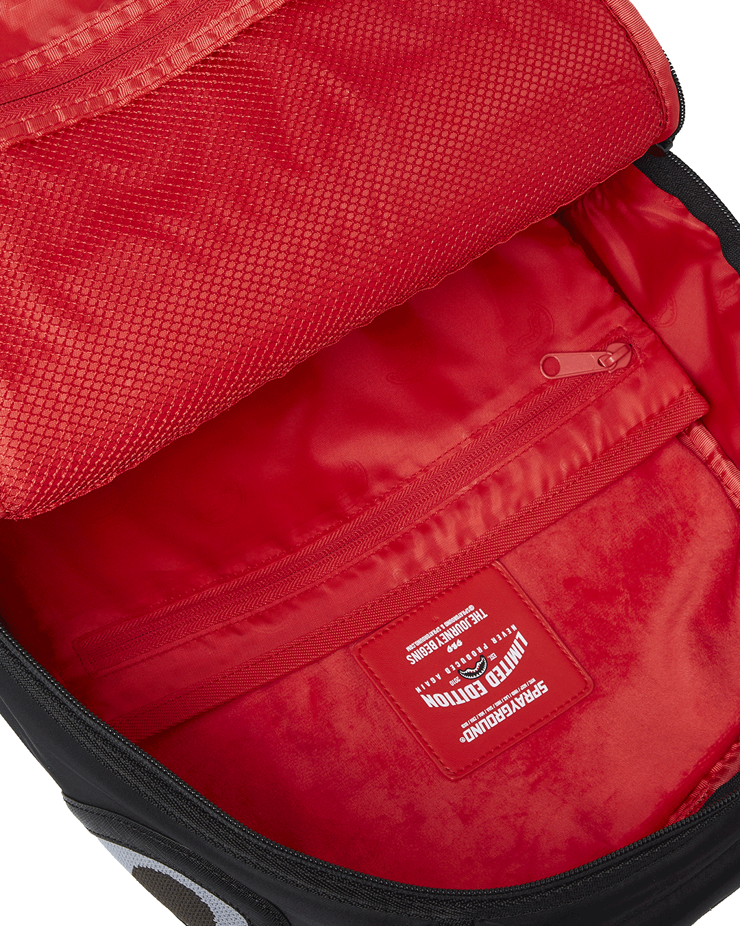 Shark Central Parachute DLX Satin Backpack B7736