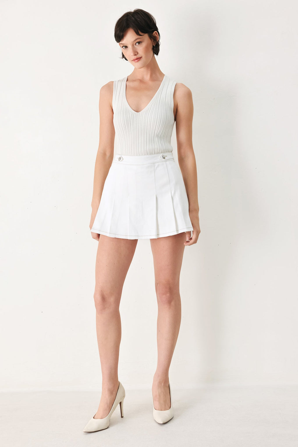 CHAMPAGNE CLUB WOVEN SKORT