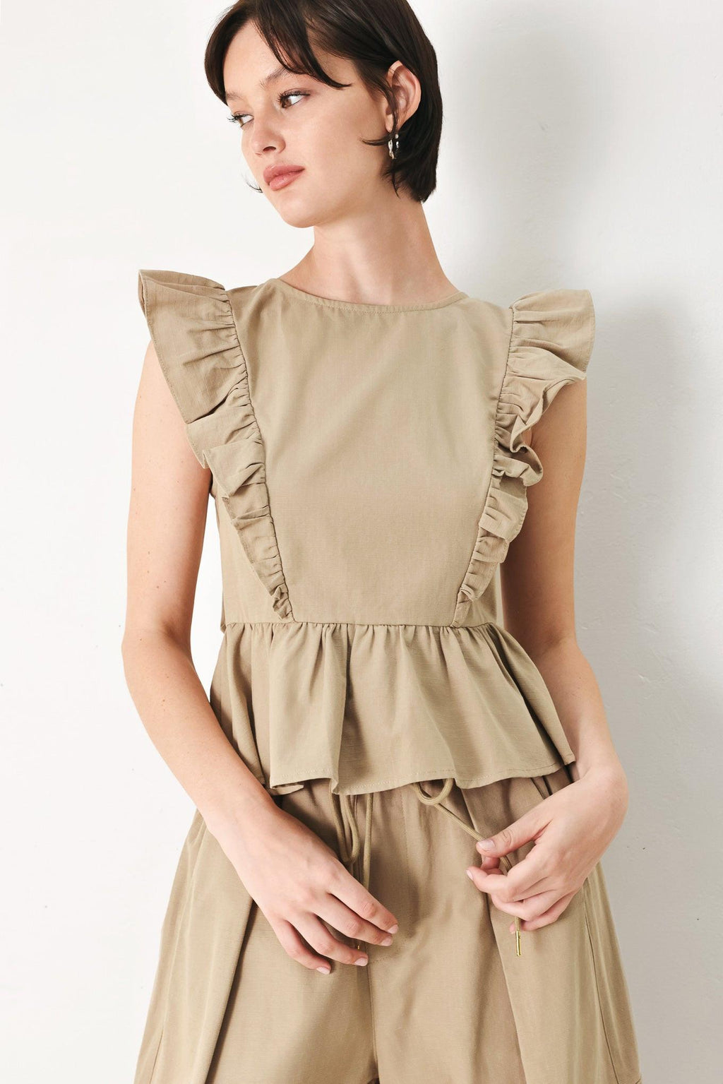 WHITE BLOSSOM WOVEN TOP