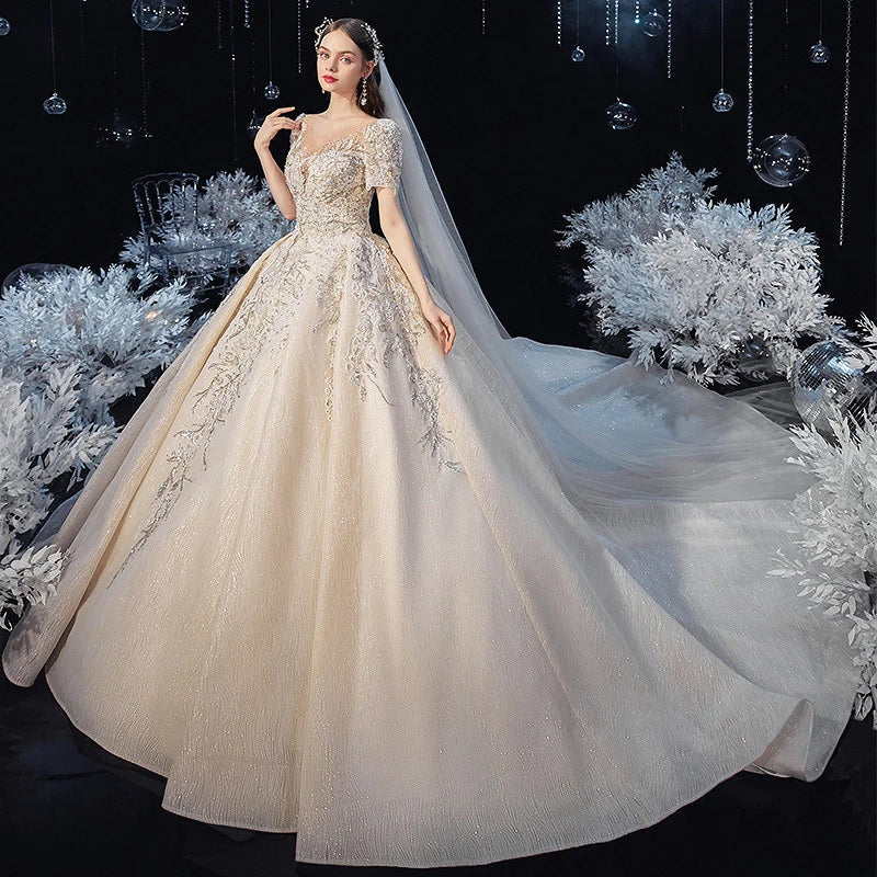 Luxury Ivory Wedding Dress with Scoop Neck EDL764