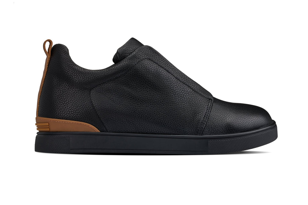 CALTO - J1931  - 2.6 Inches Taller (Black/Black Sole) - Slip-On Snoafers
