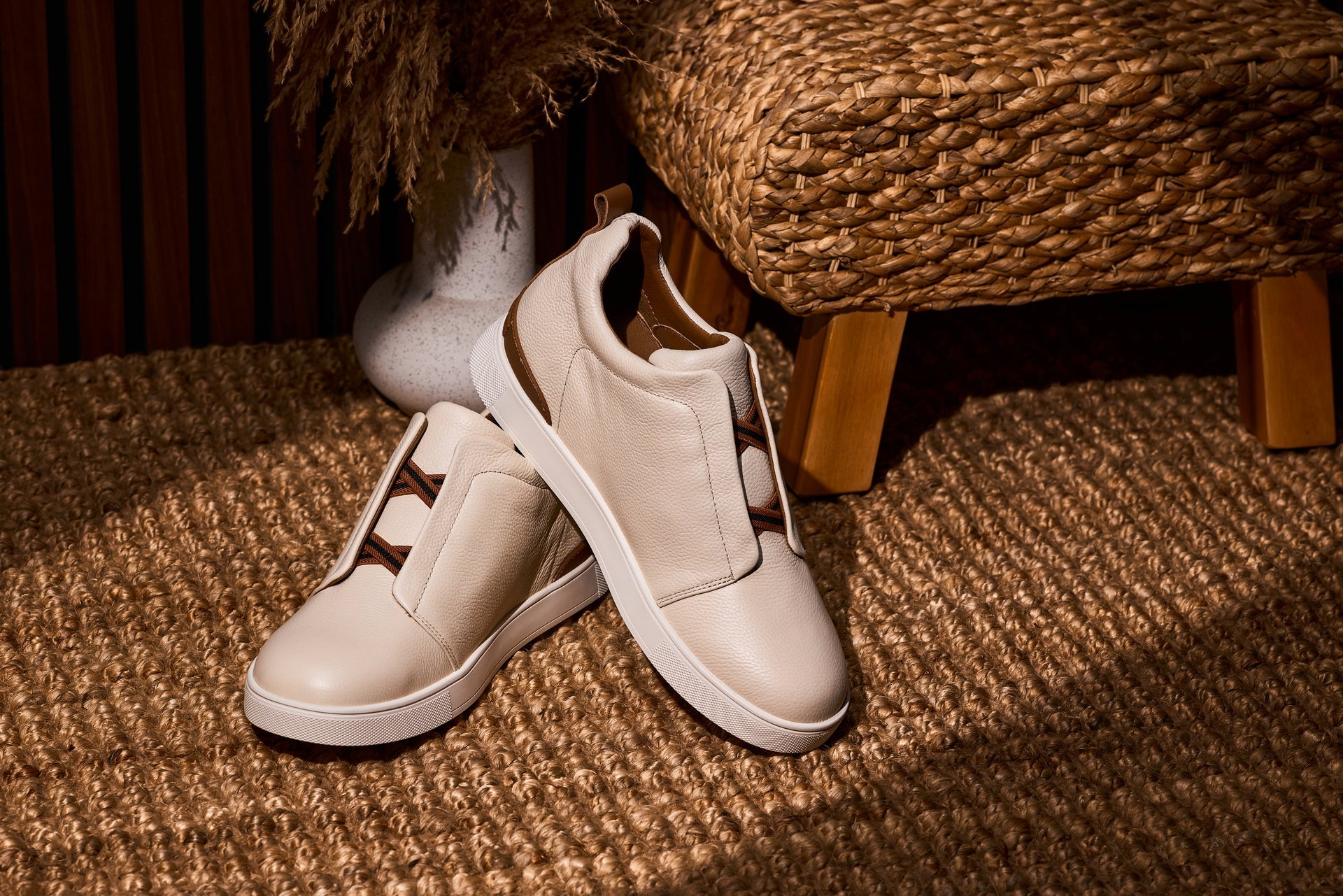 CALTO - J1933  - 2.6 Inches Taller (Off-White) - Slip-On  Snoafers